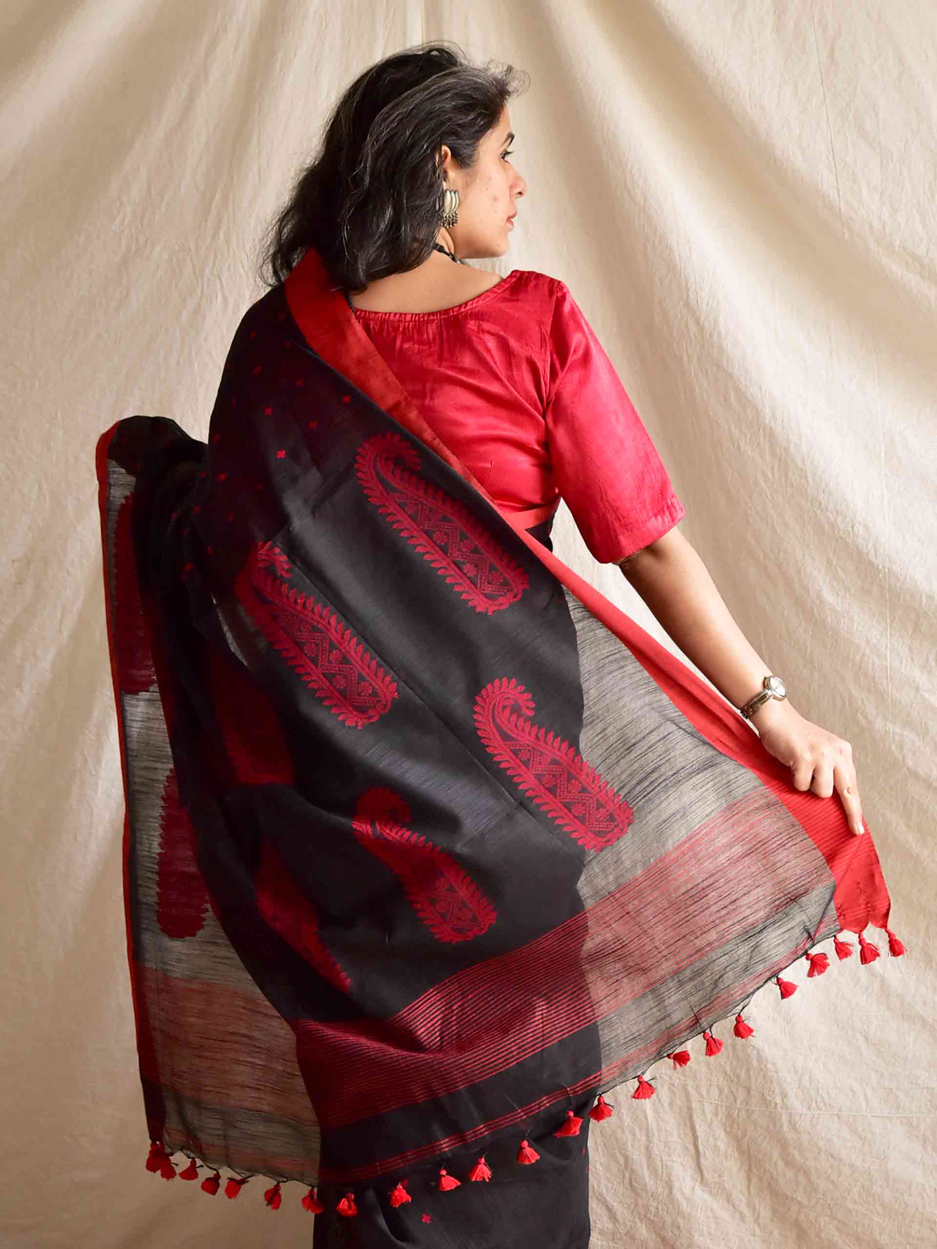Kaali - Jamdani Saree