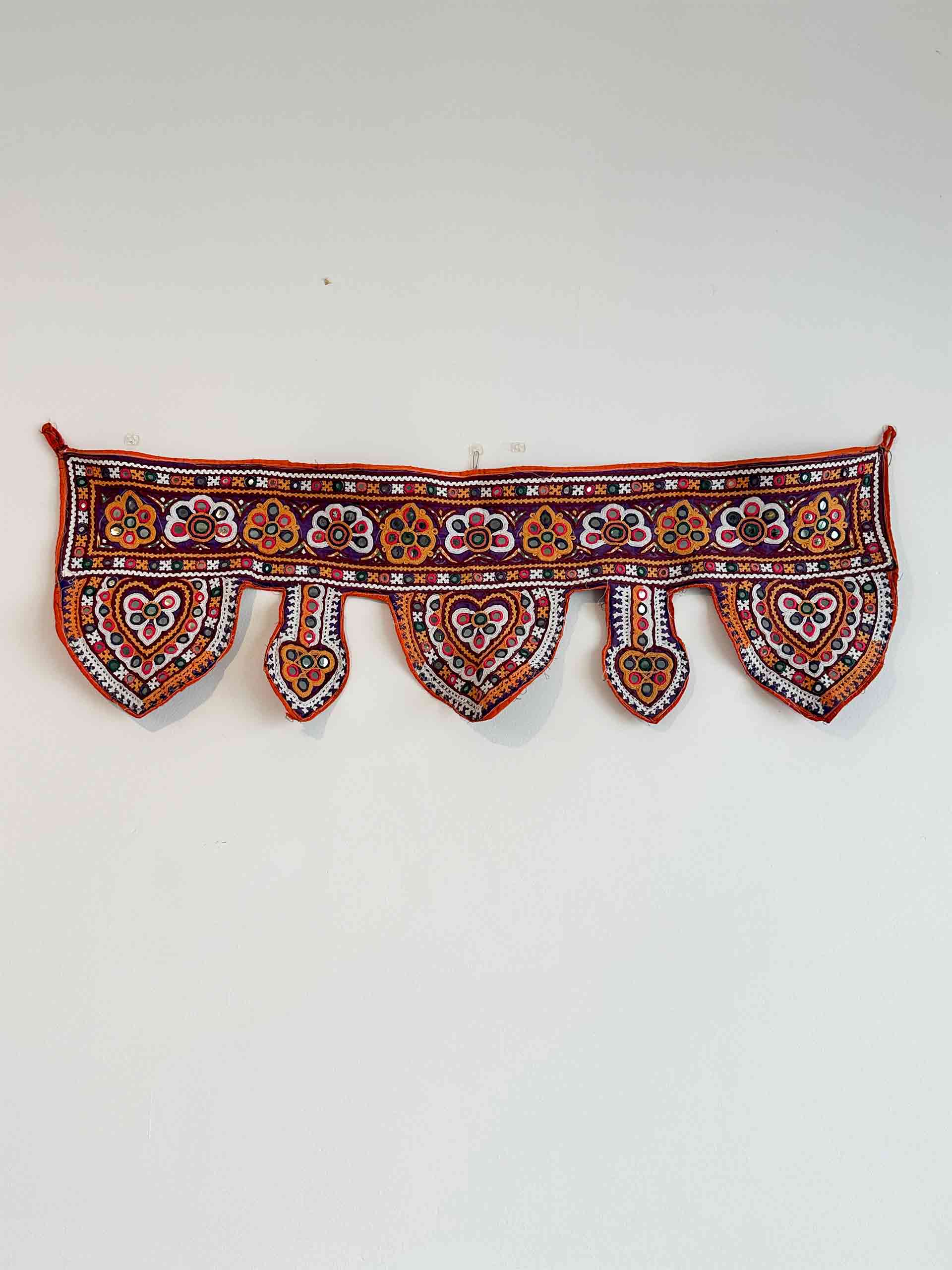 Paan - Hand embroidered vintage toran