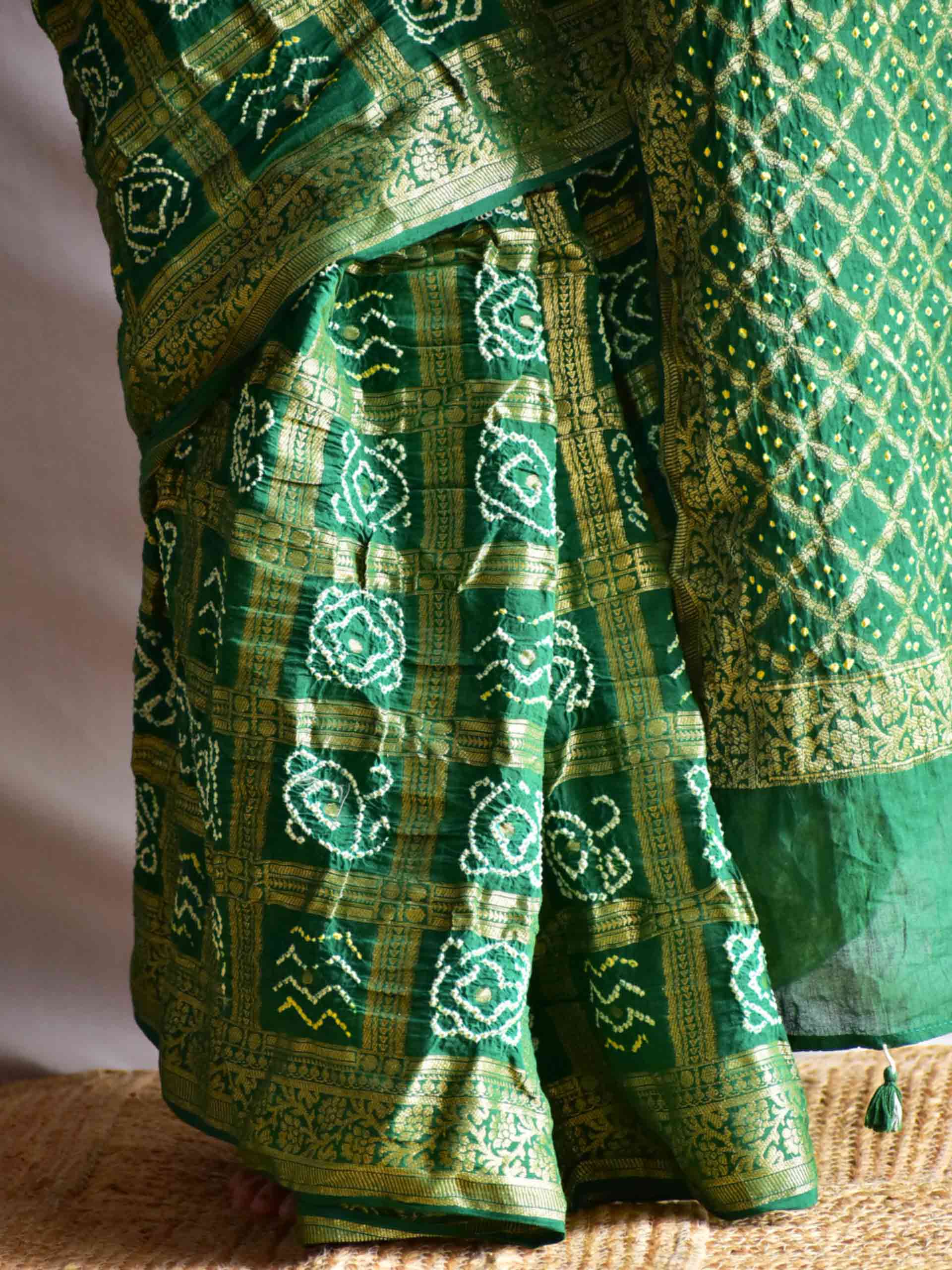 Panna Bandhej Saree