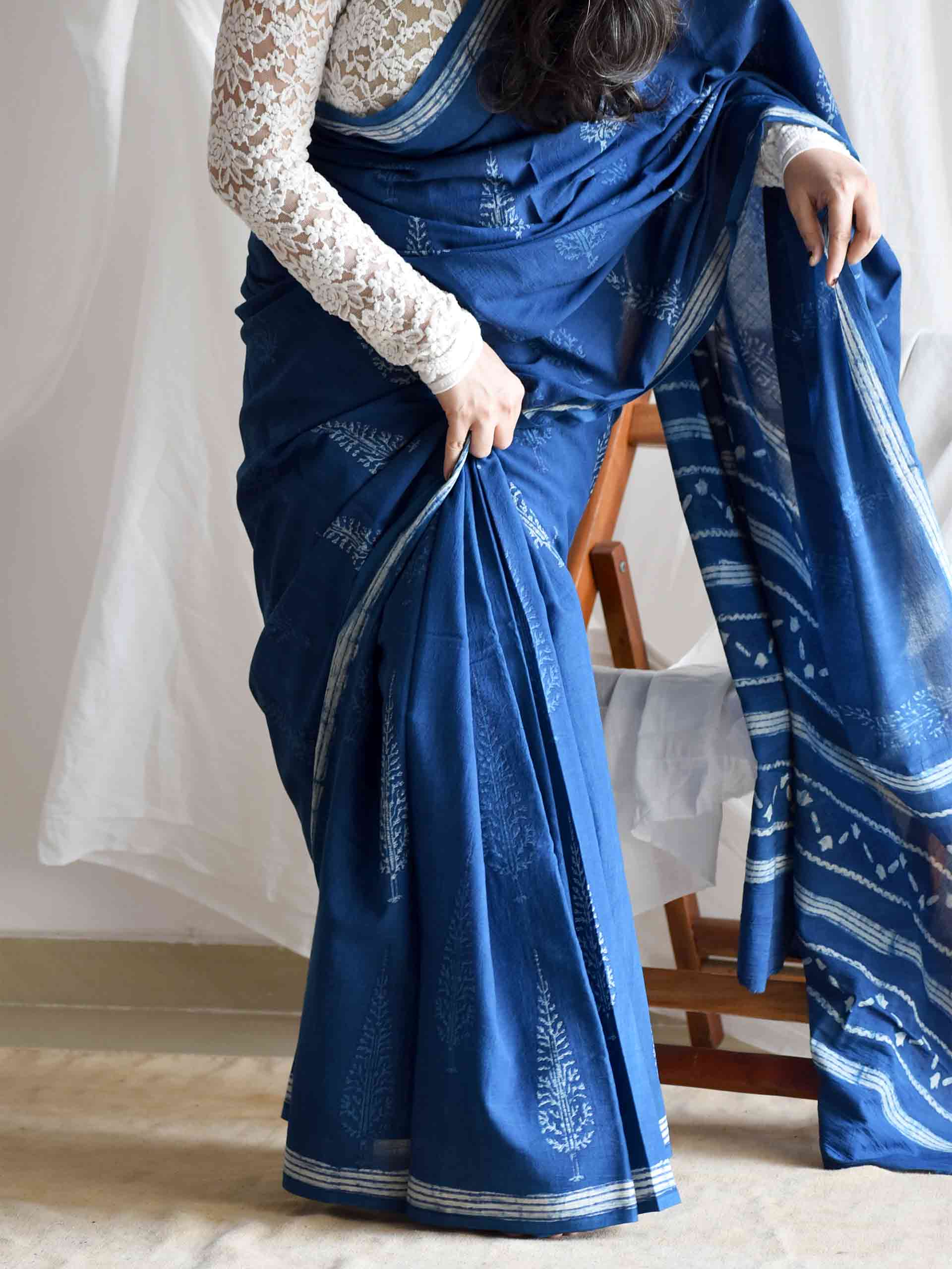 Deodar Indigo mul cotton saree