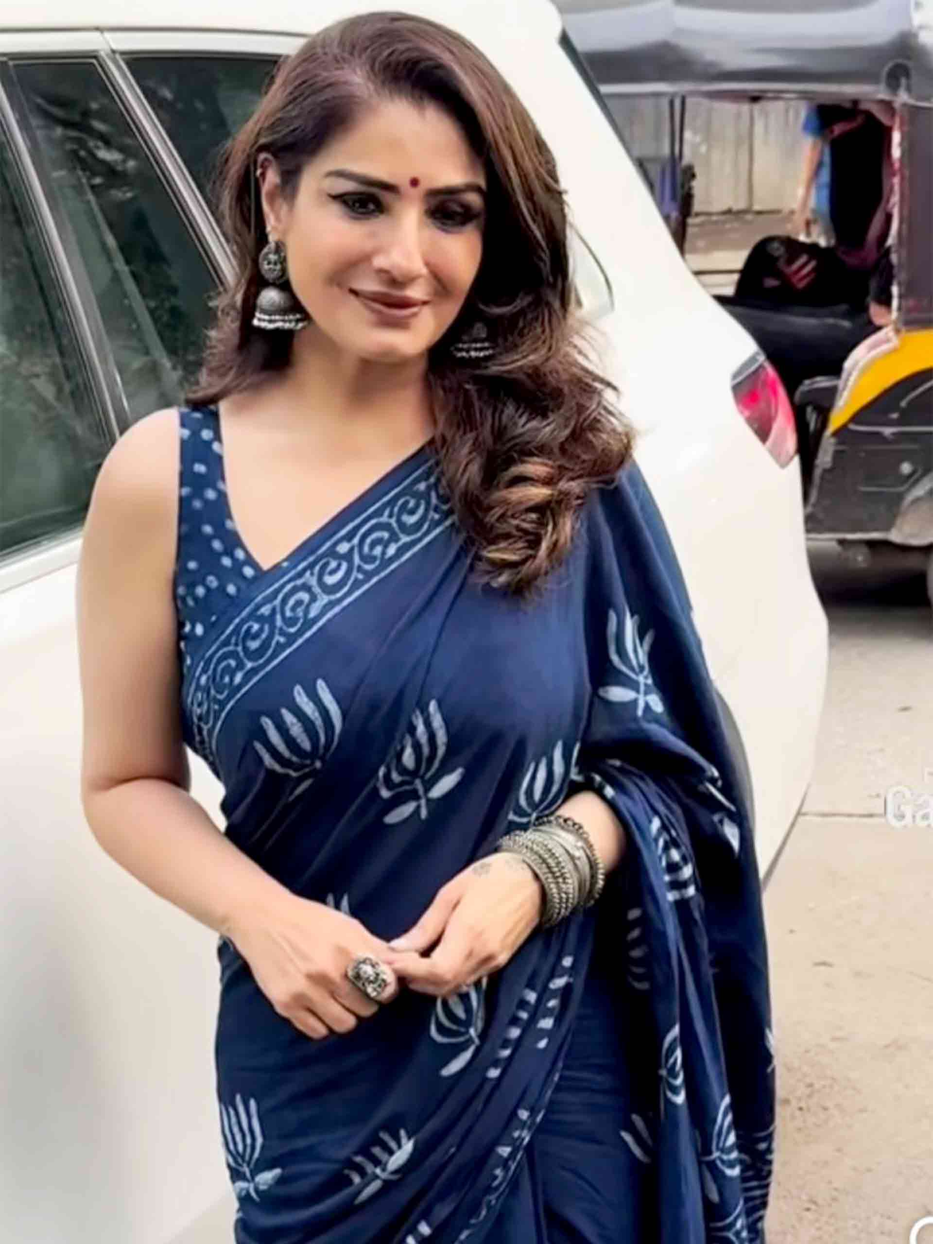 Kamal Indigo mul cotton saree