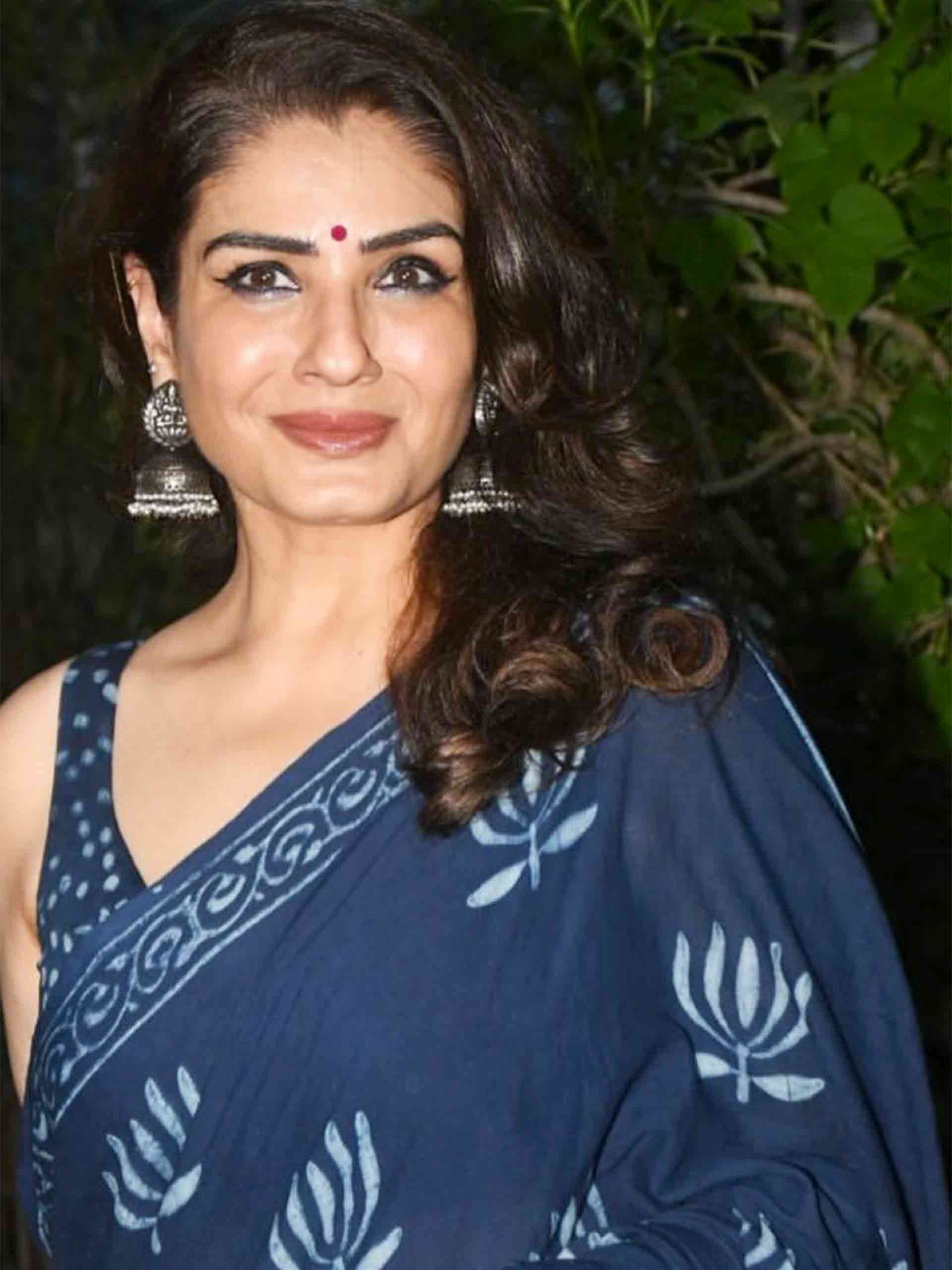 Kamal Indigo mul cotton saree