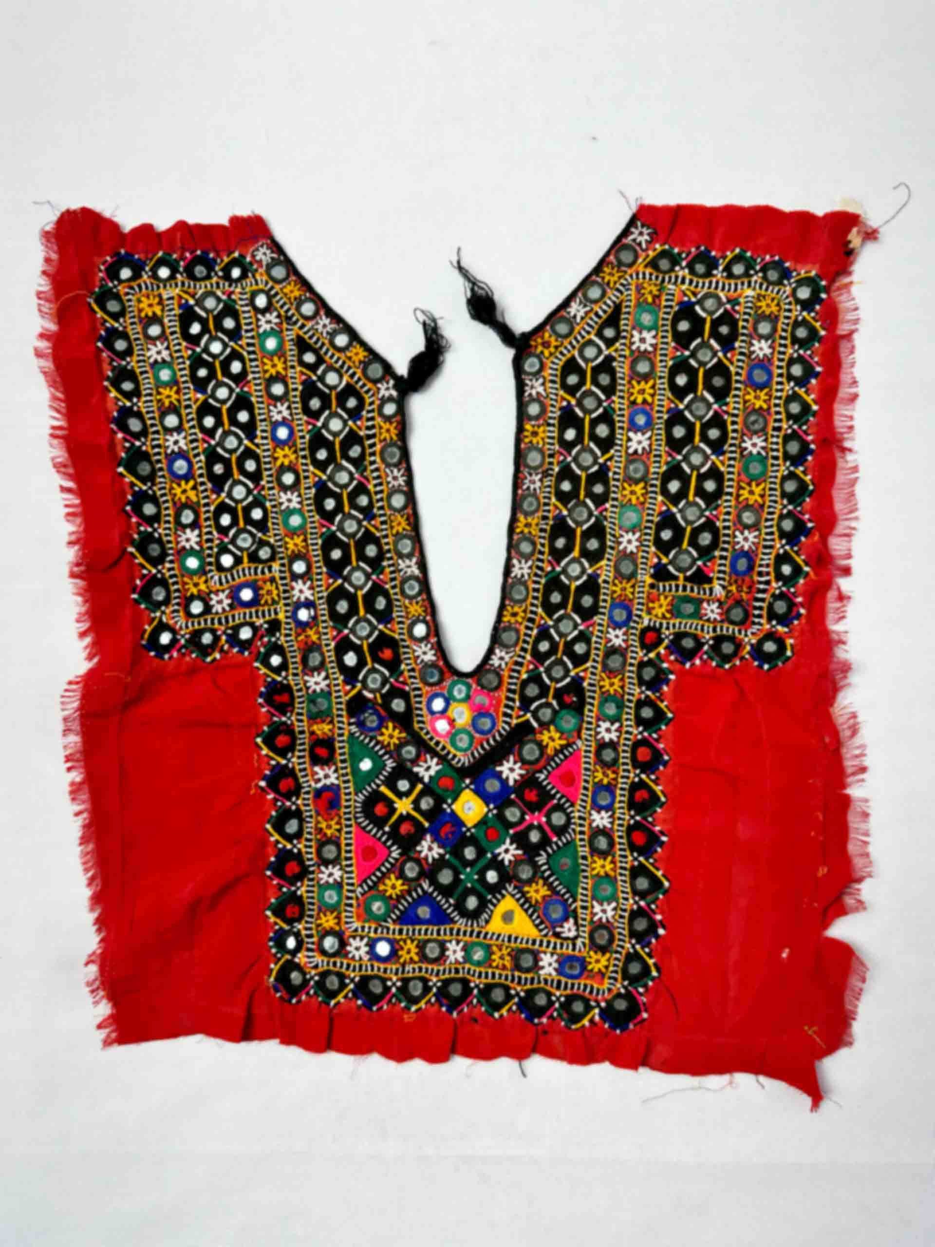 030 Vintage Mirror work Front Dress Patch 15*12
