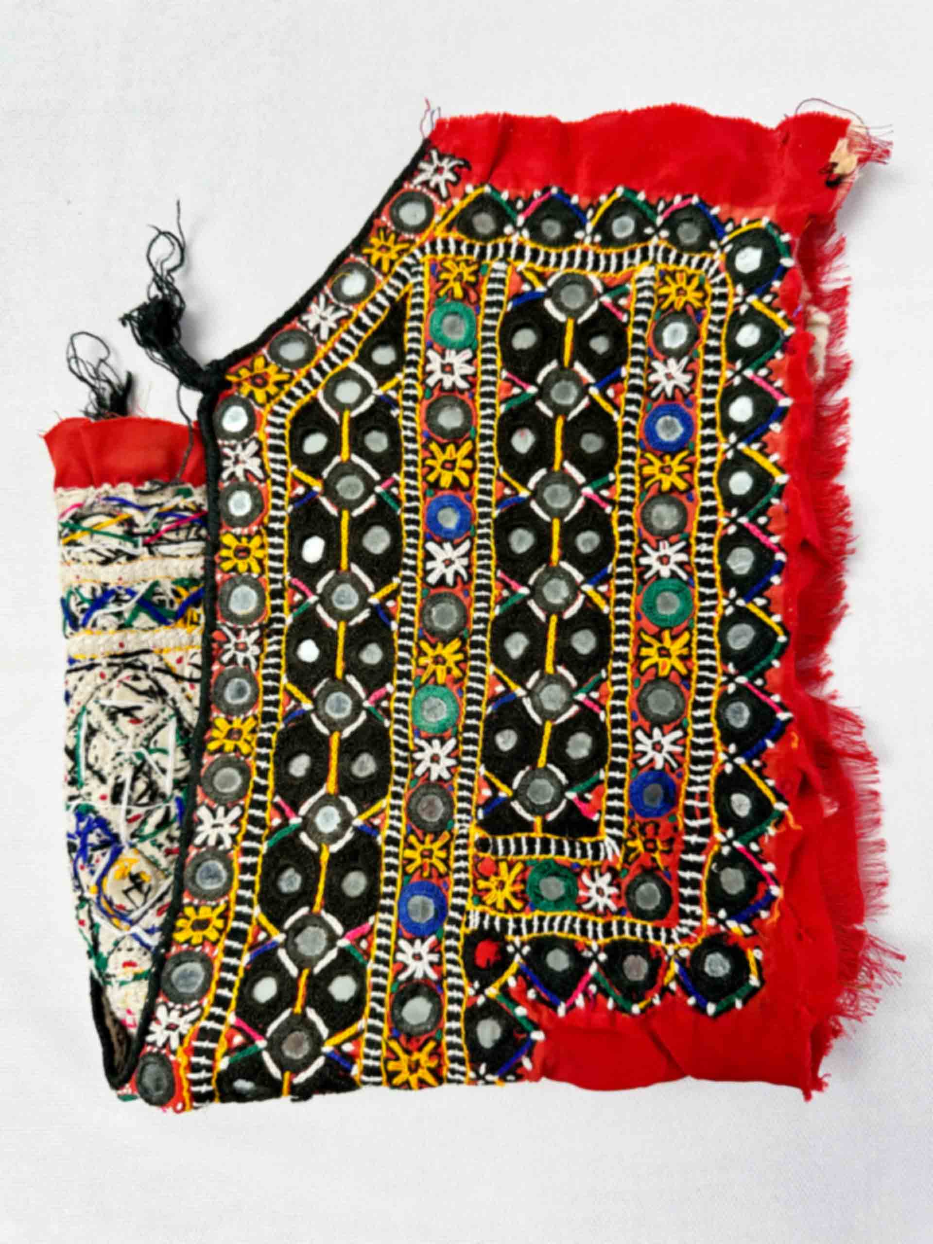 030 Vintage Mirror work Front Dress Patch 15*12