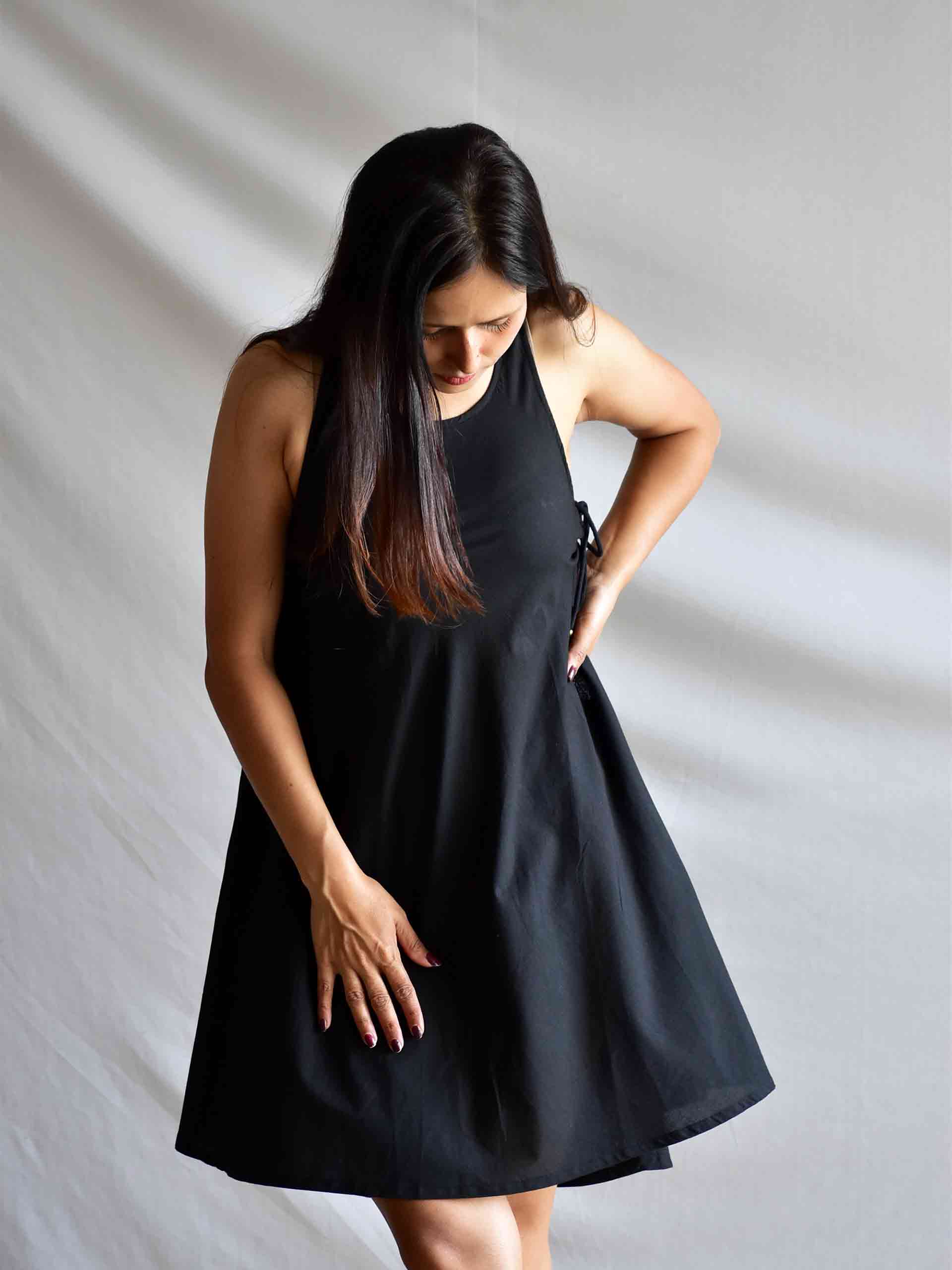 Amelia - Tie Knot Short Dress