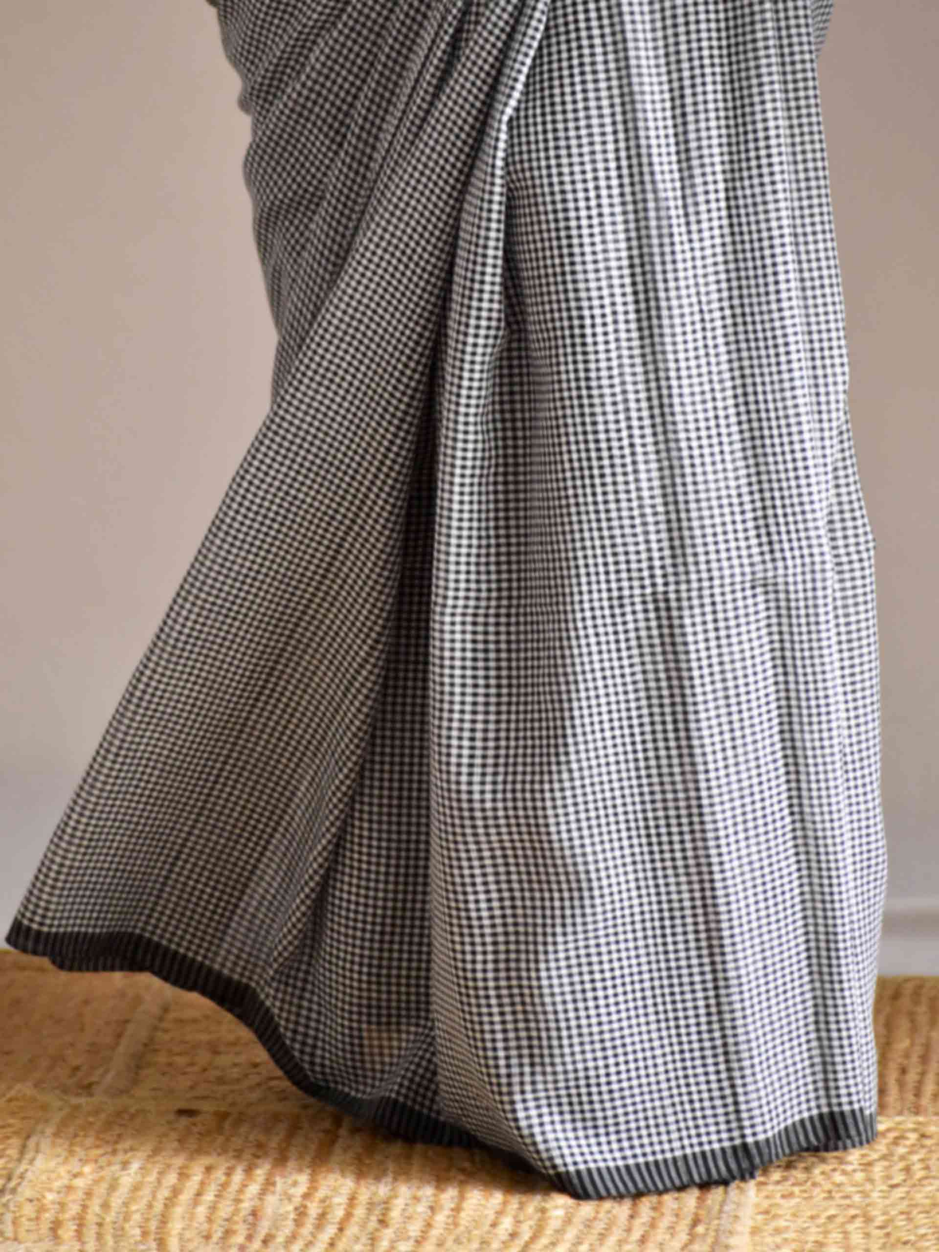 Akash - checkered Mul cotton saree