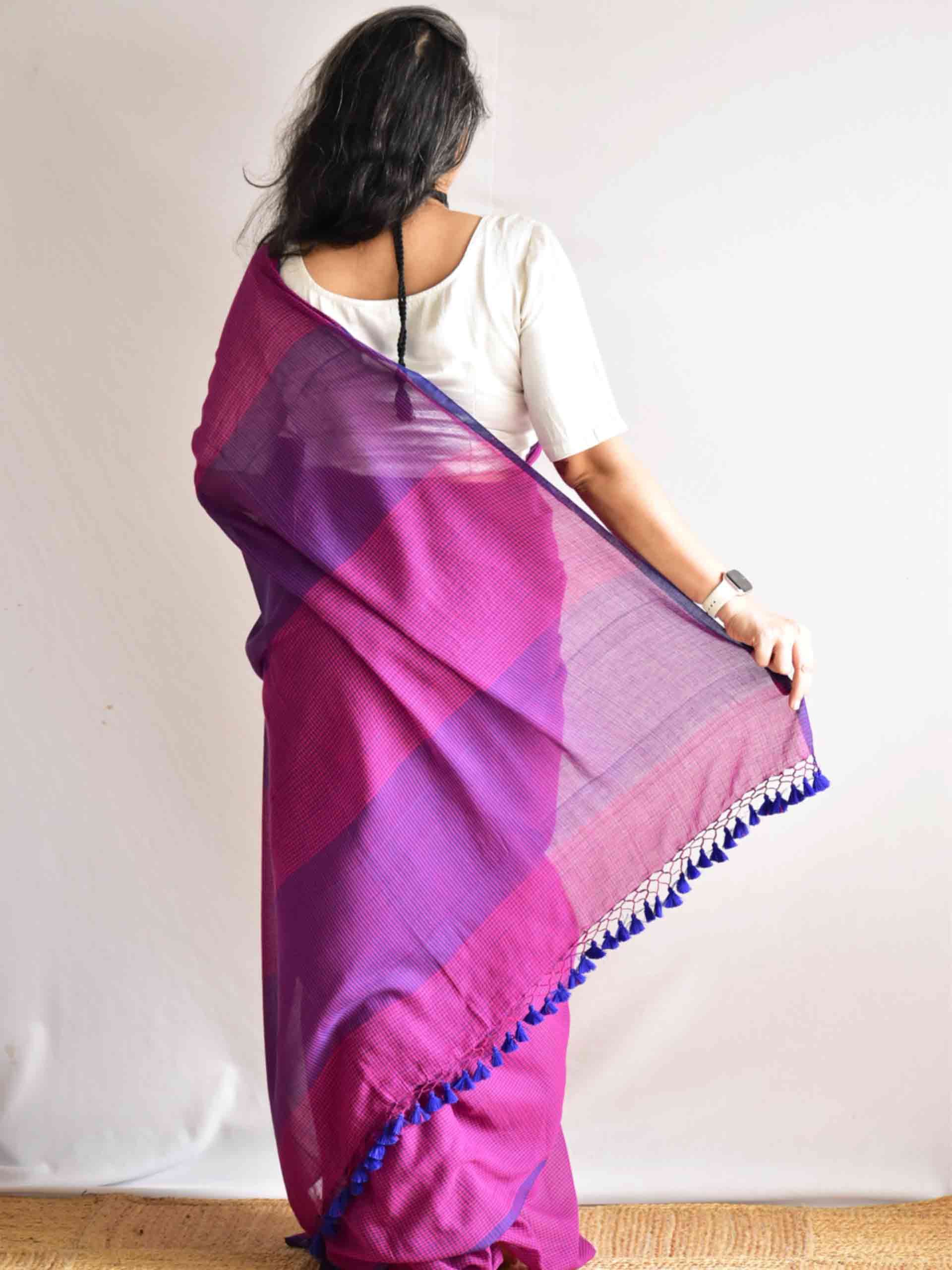 Tarang - checkered Mul cotton saree