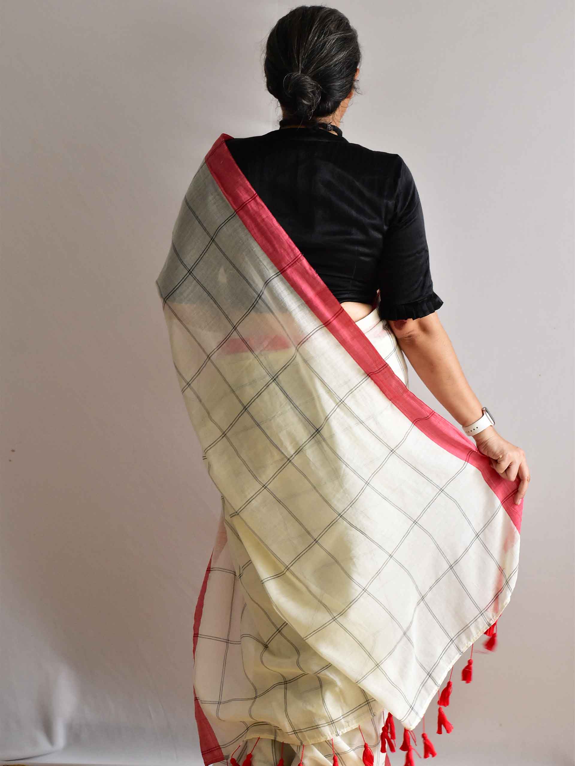 Sudha - checkered Mul cotton saree