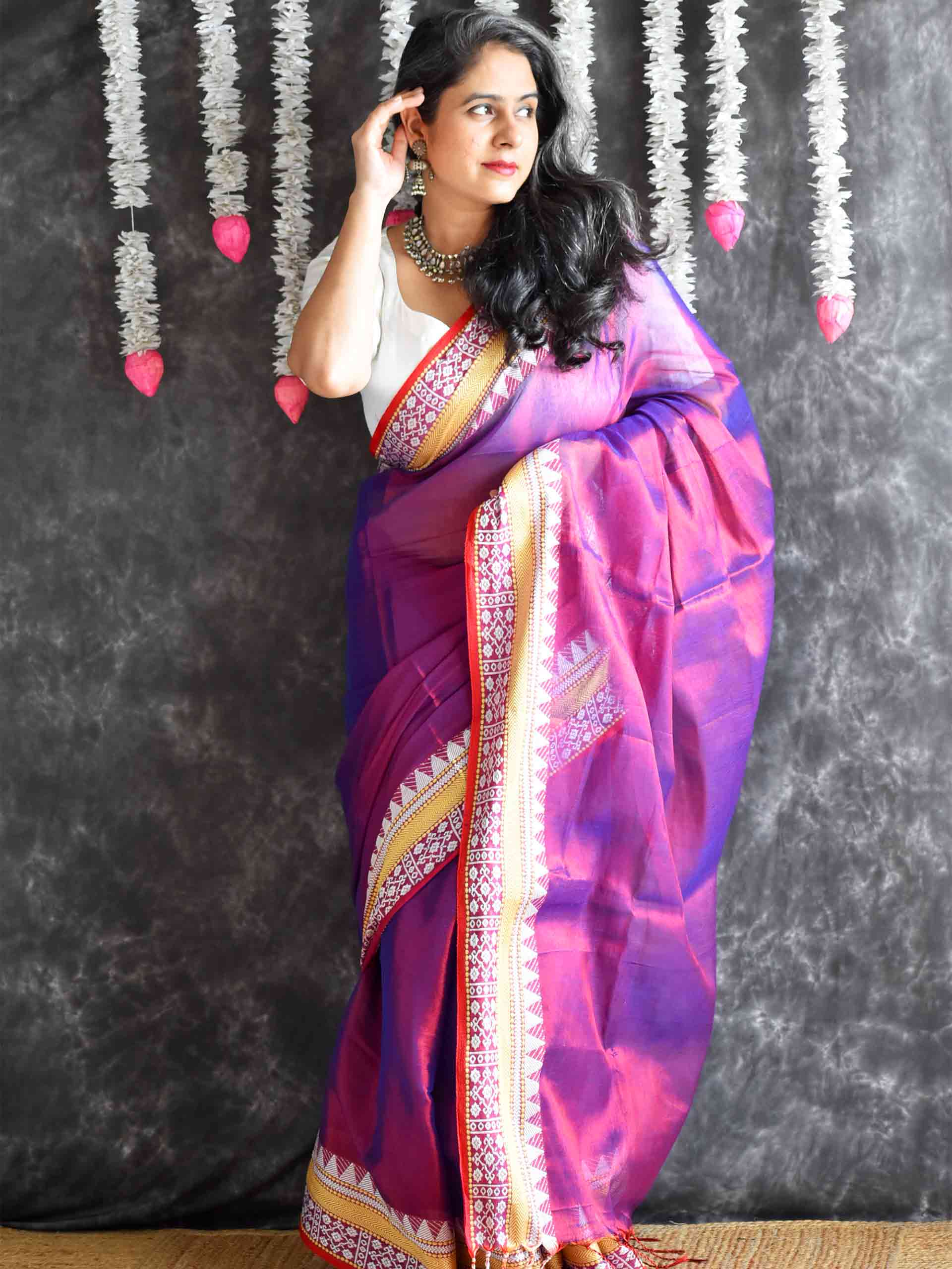 Shimmra - Jacqard Tissue Saree