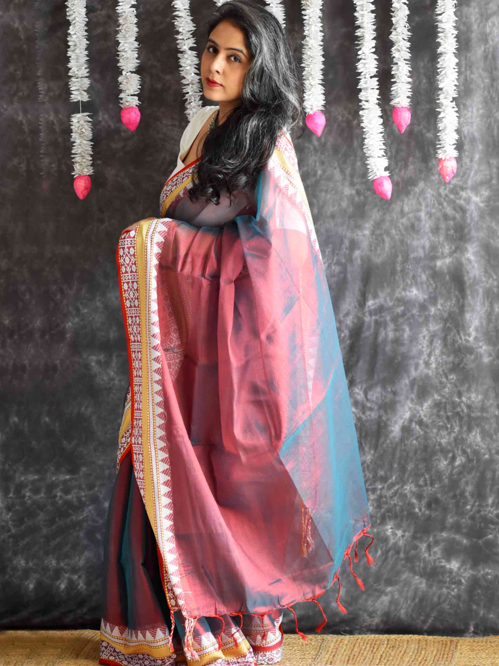 Moon melt - Jacquard Tissue Saree