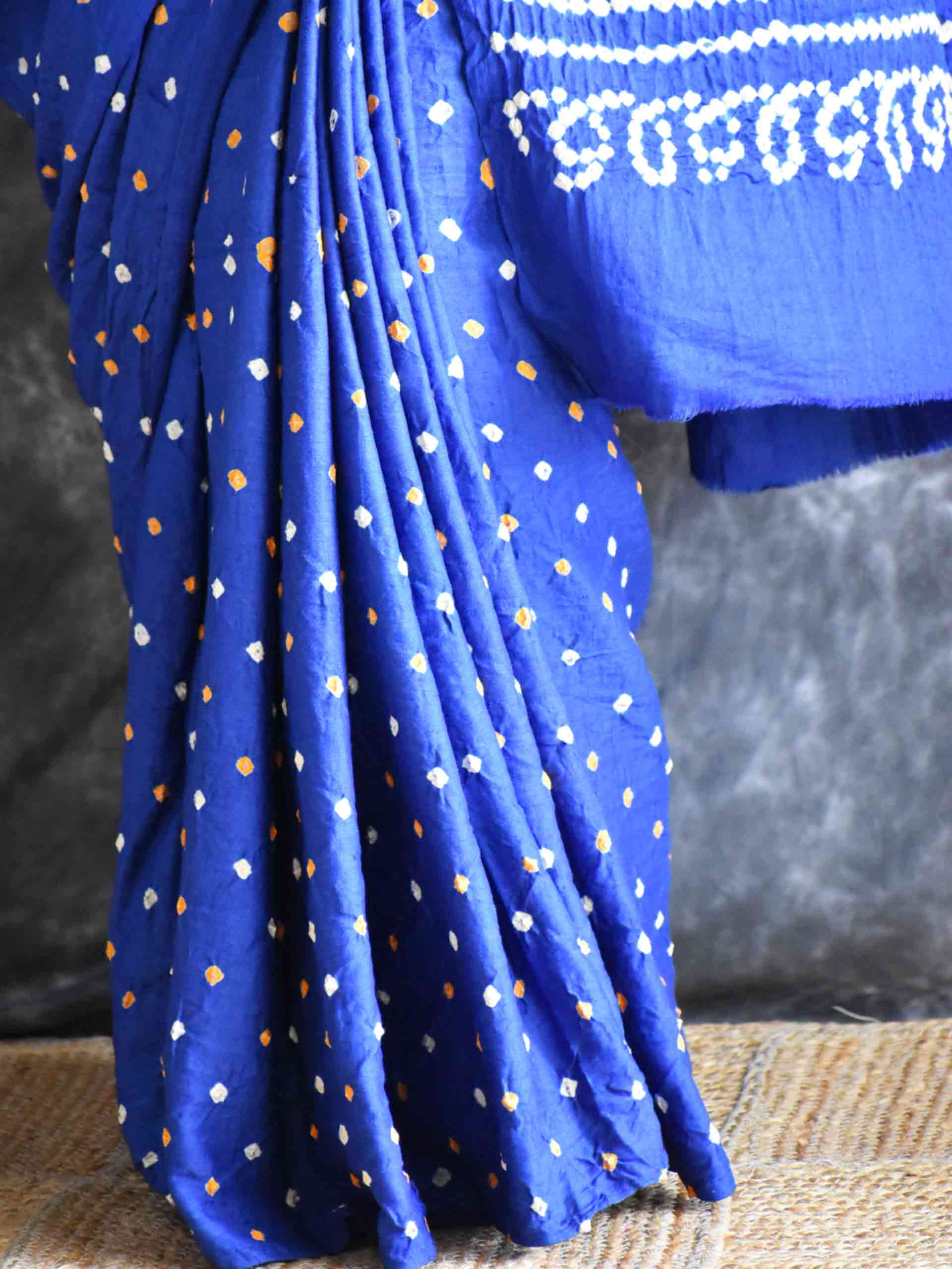 Ambar rasiya - Bandhej Saree