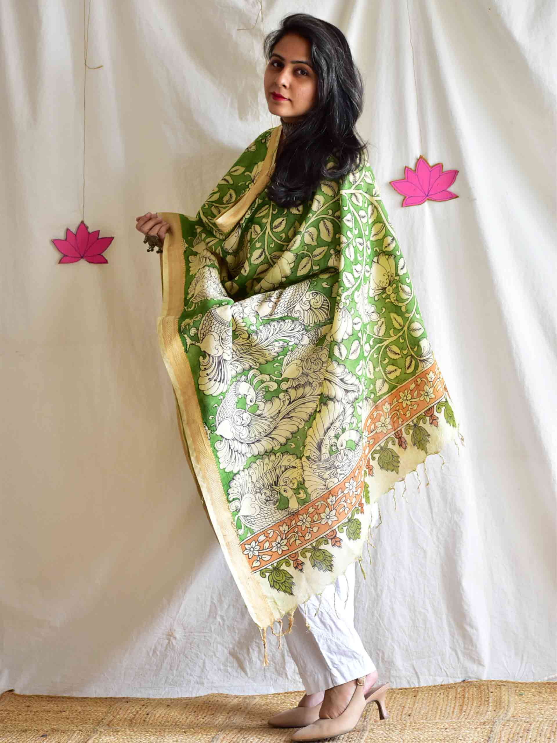Ruswai - Bangalore silk handpainted kalamkari printed Dupatta