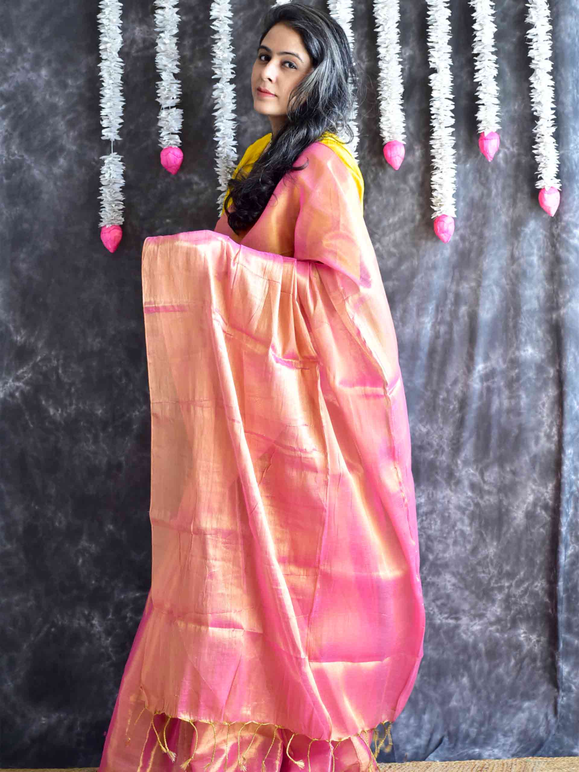 Suhaana - Tissue Saree