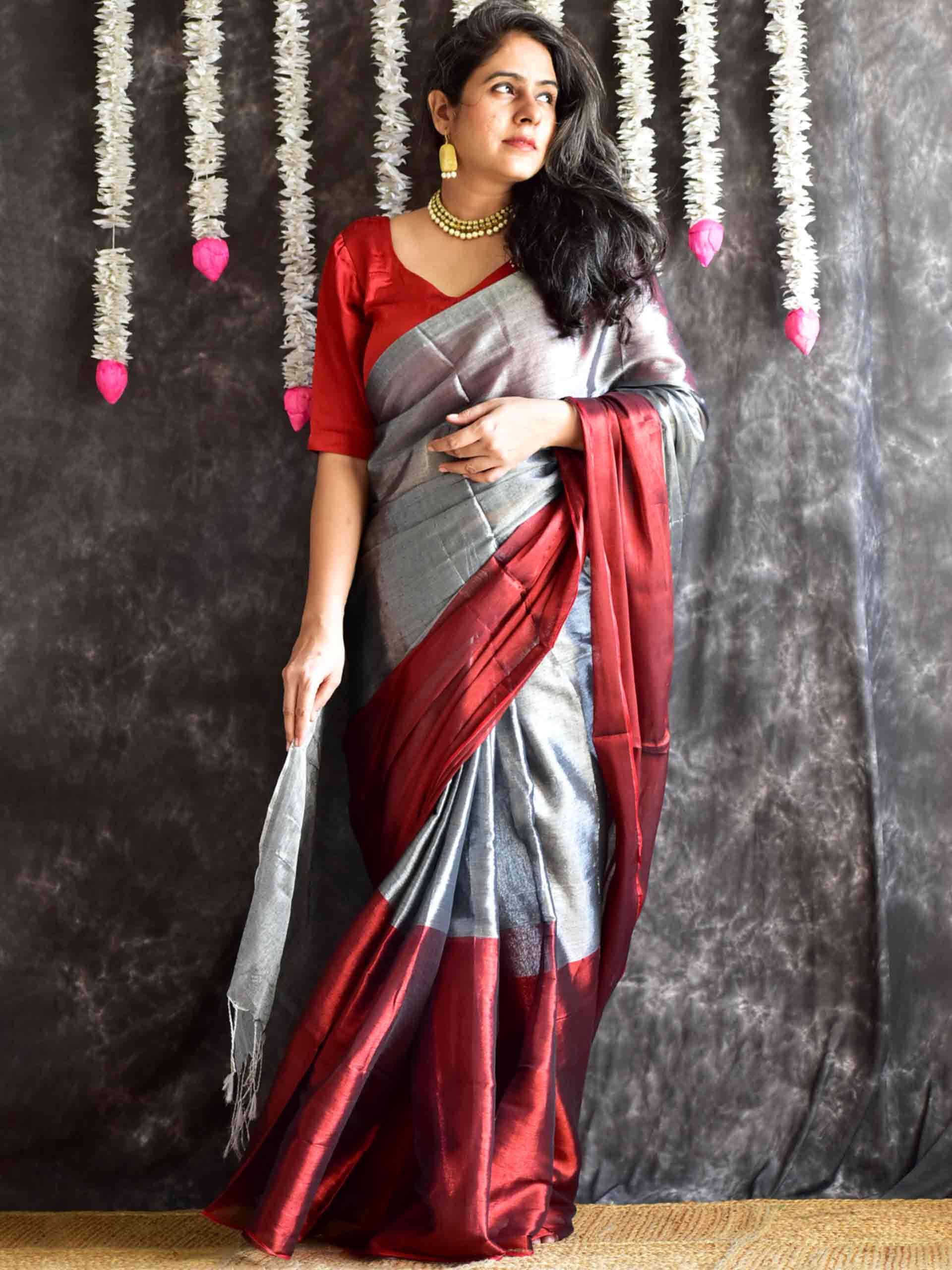 Ruby woo - Dual Shaded Tissue Saree