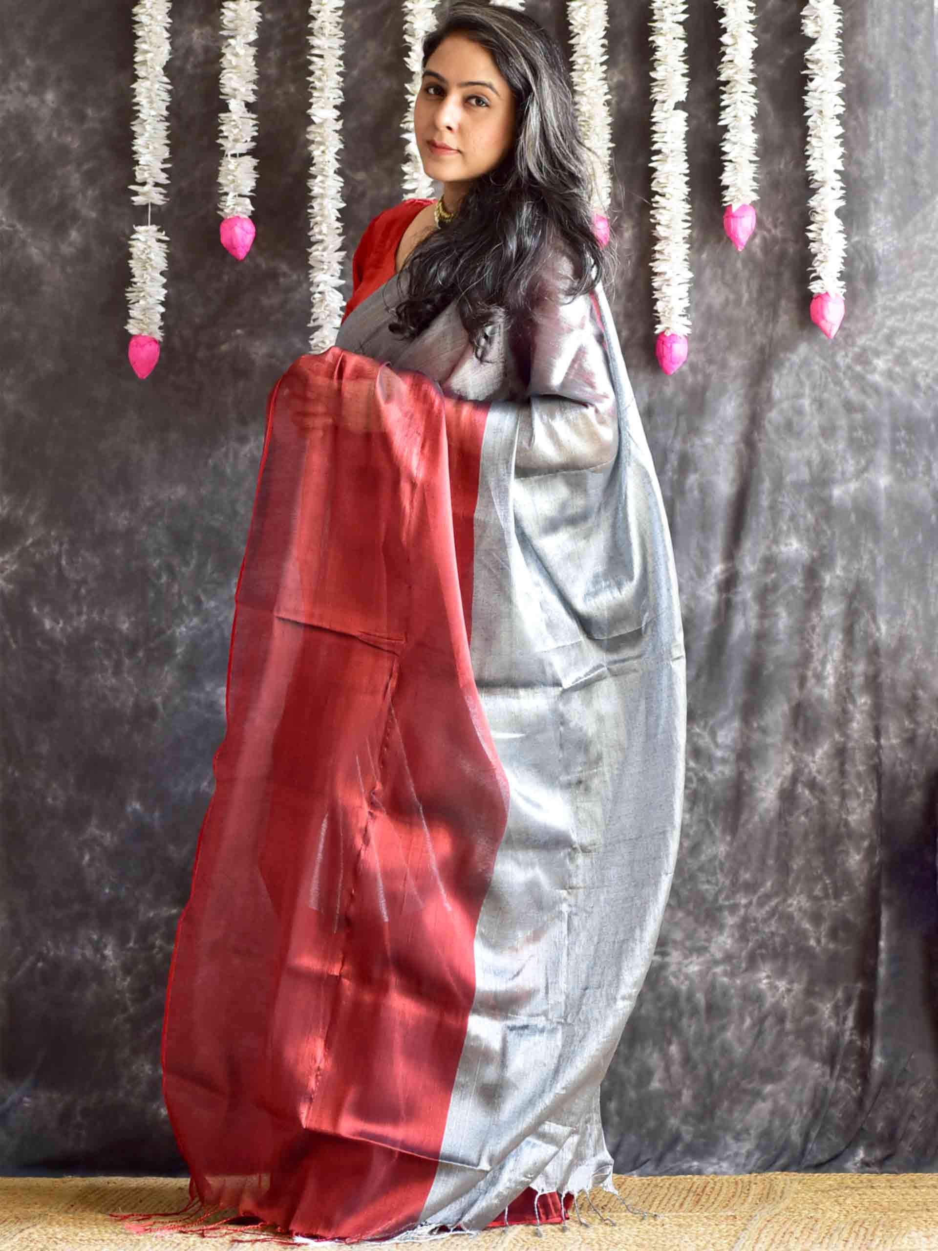Ruby woo - Dual Shaded Tissue Saree