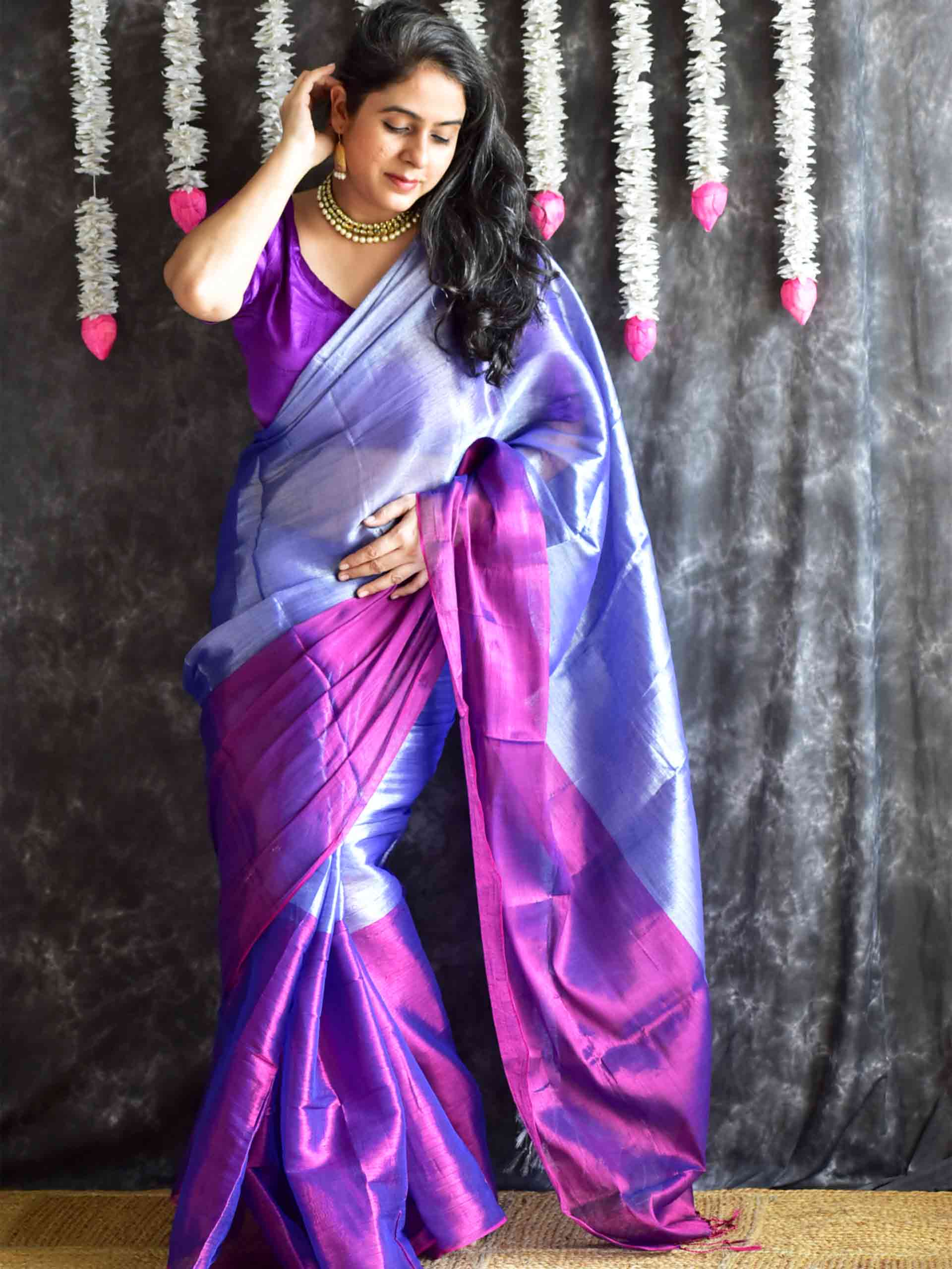 Noorika - Dual Shaded Tissue Saree