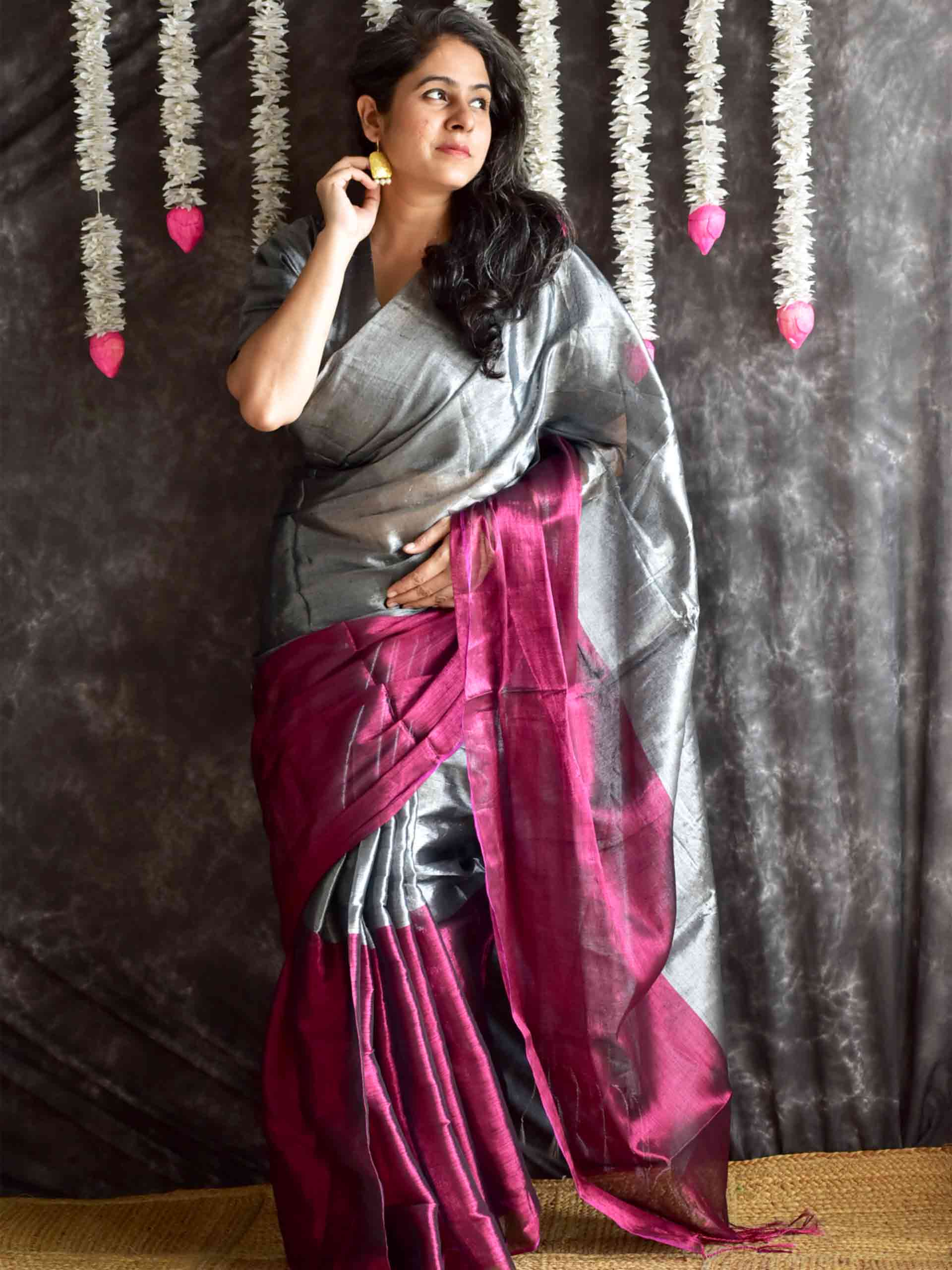 Zarika - Dual Shaded Tissue Saree