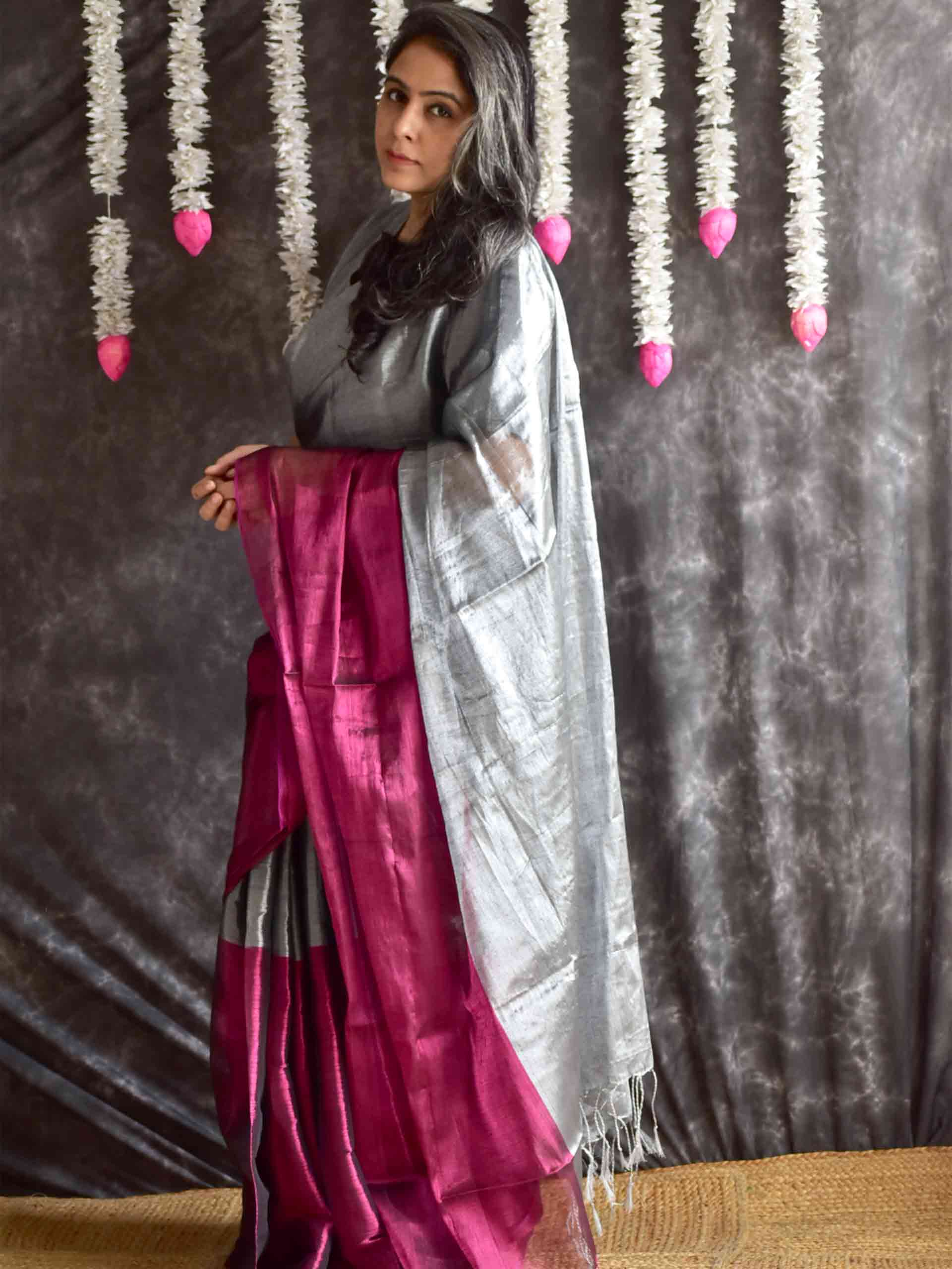 Zarika - Dual Shaded Tissue Saree