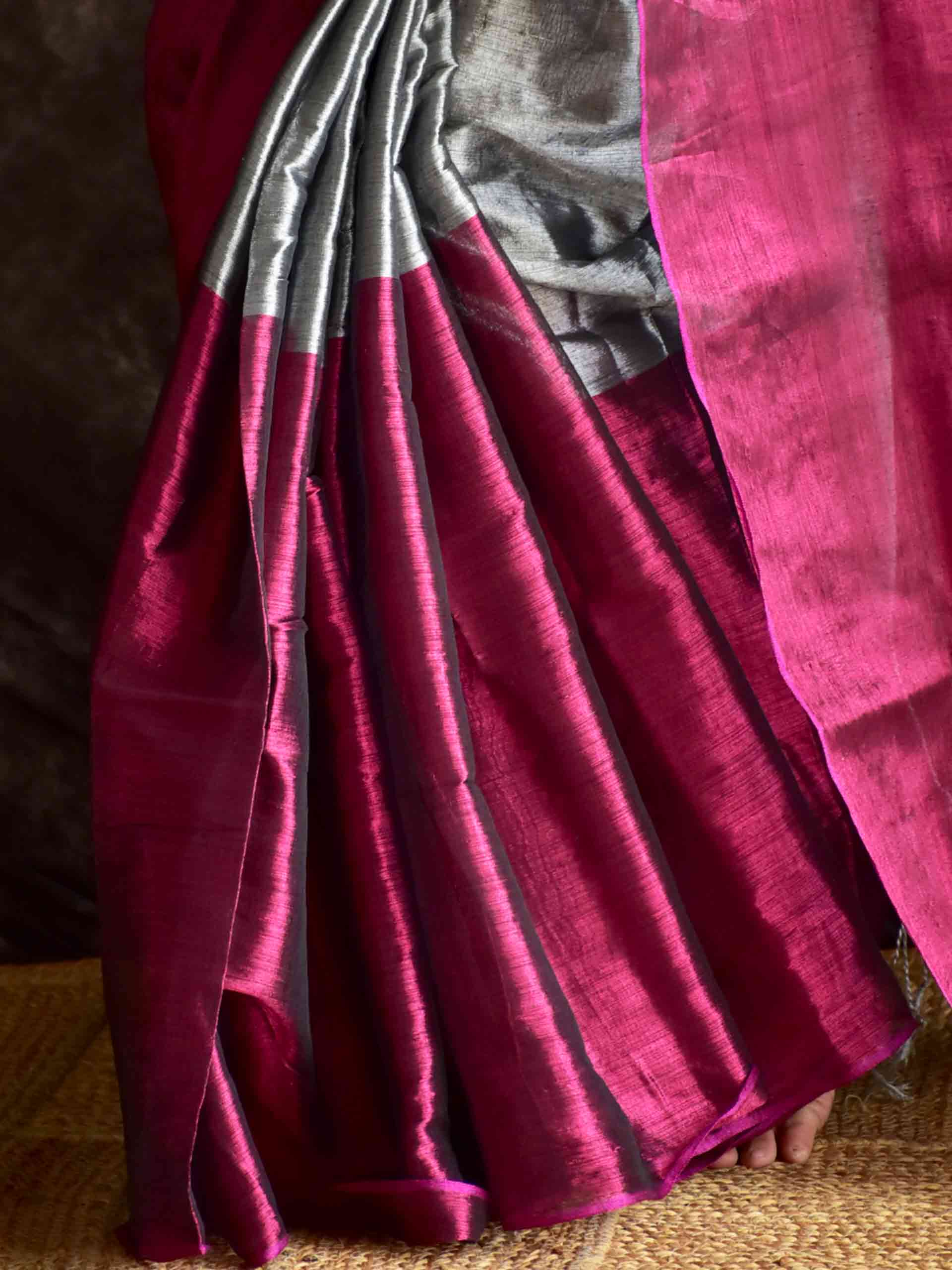 Zarika - Dual Shaded Tissue Saree