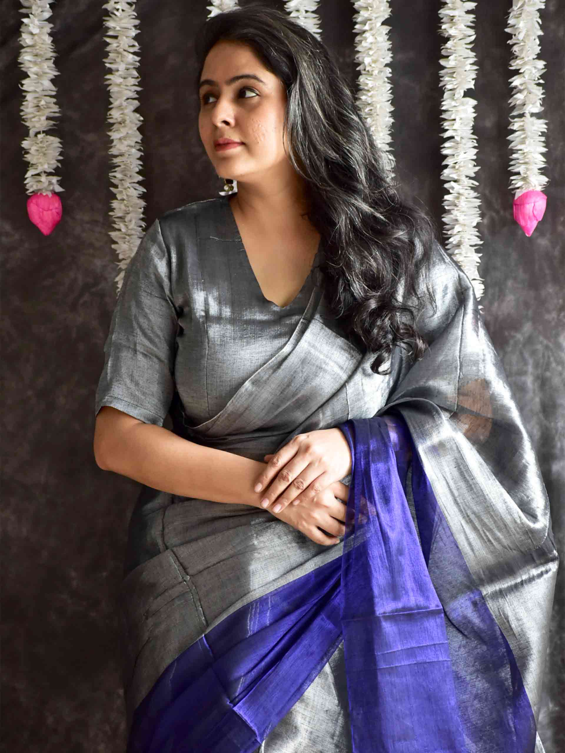 Abha - Dual Shaded Tissue Saree