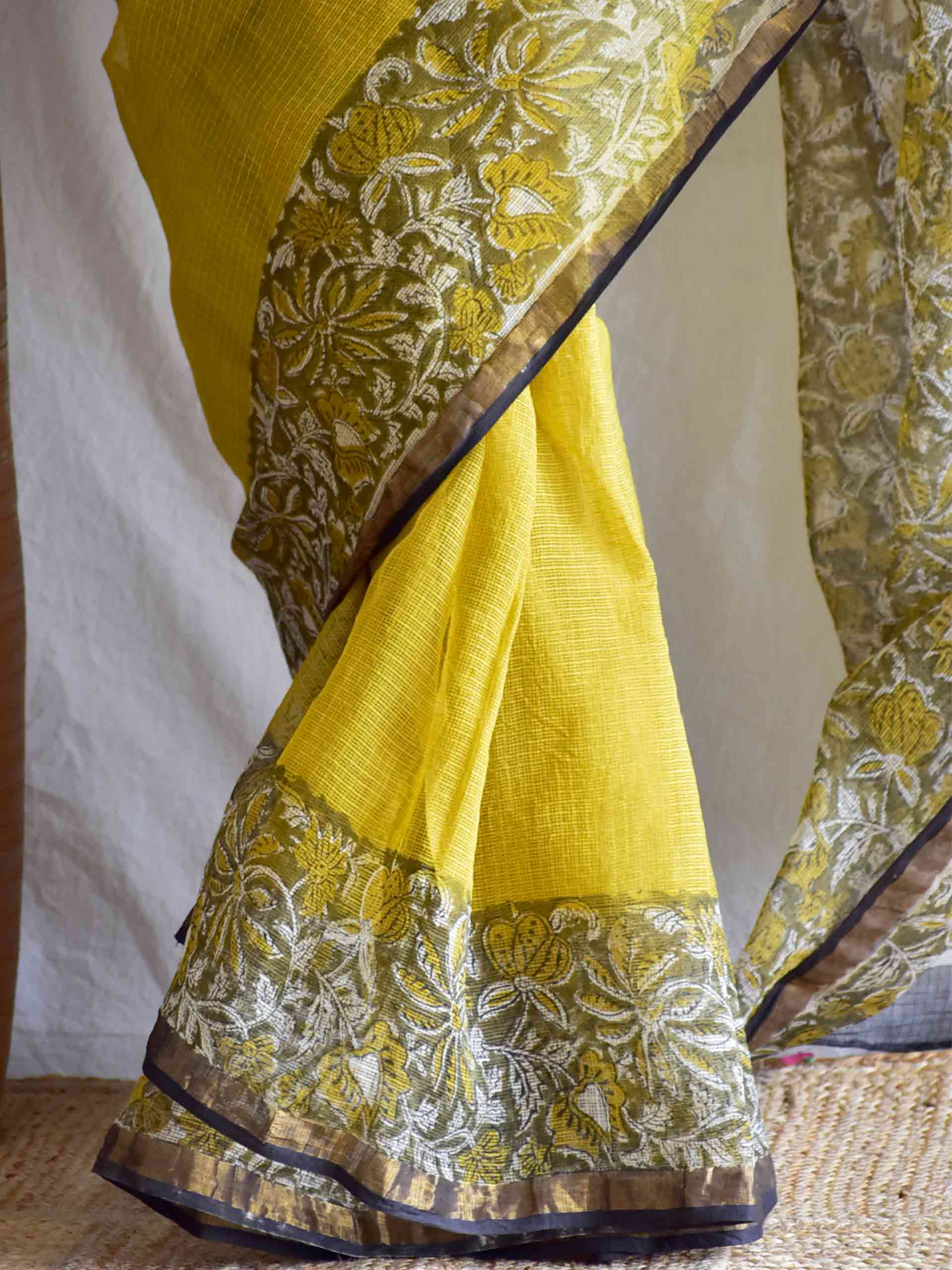 Pehli hawa - Dabu Kota Doria Saree