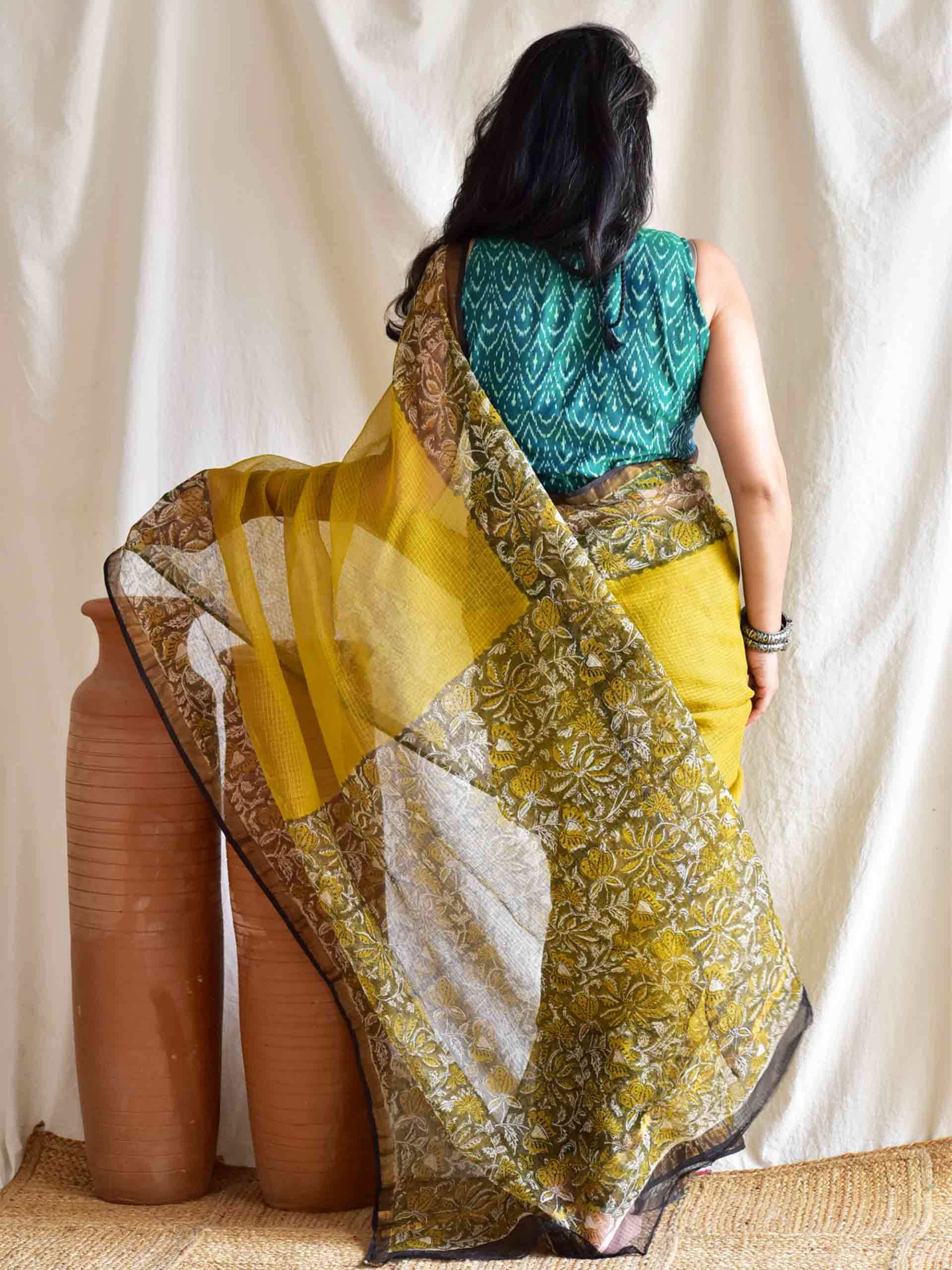 Pehli hawa - Dabu Kota Doria Saree