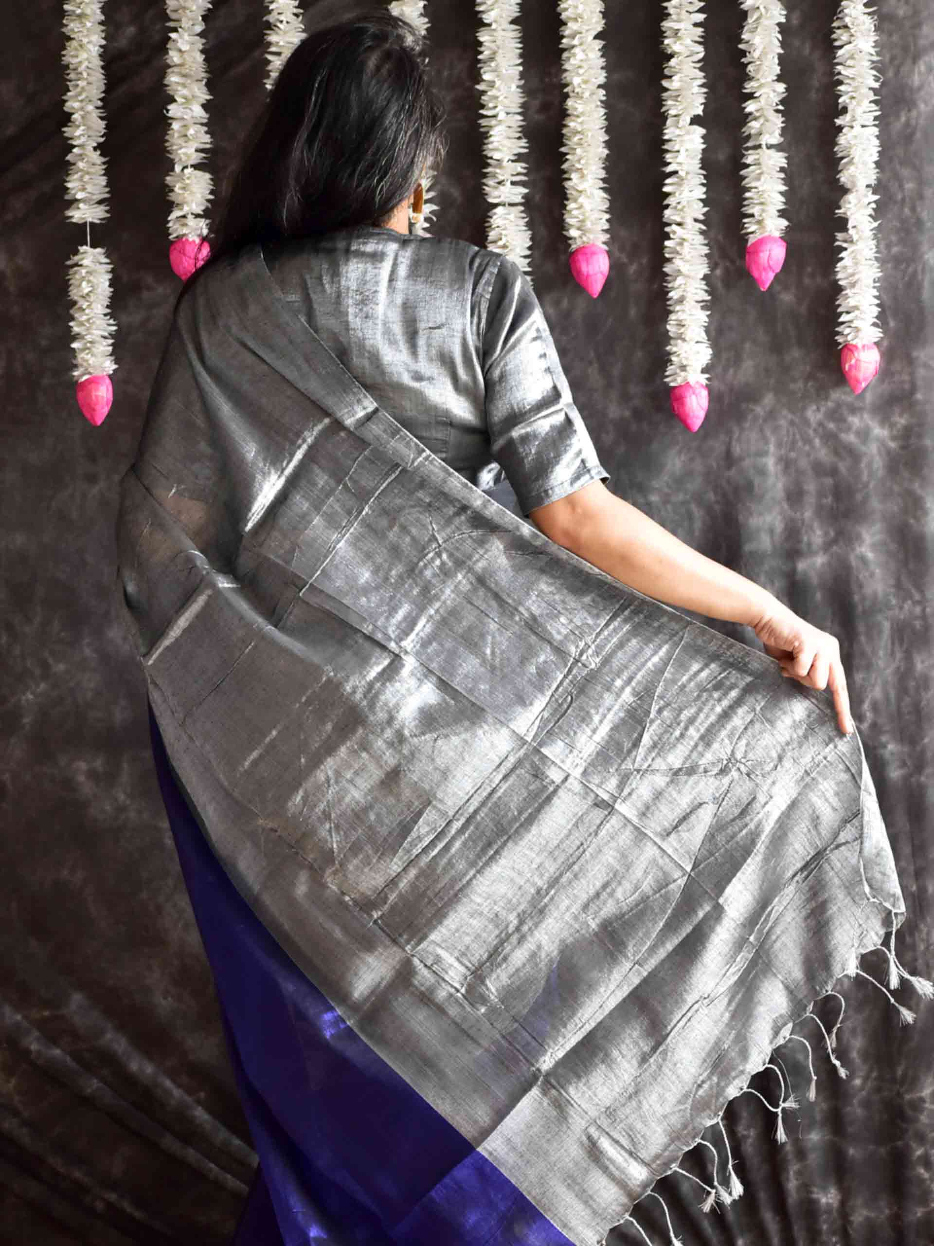 Abha - Dual Shaded Tissue Saree