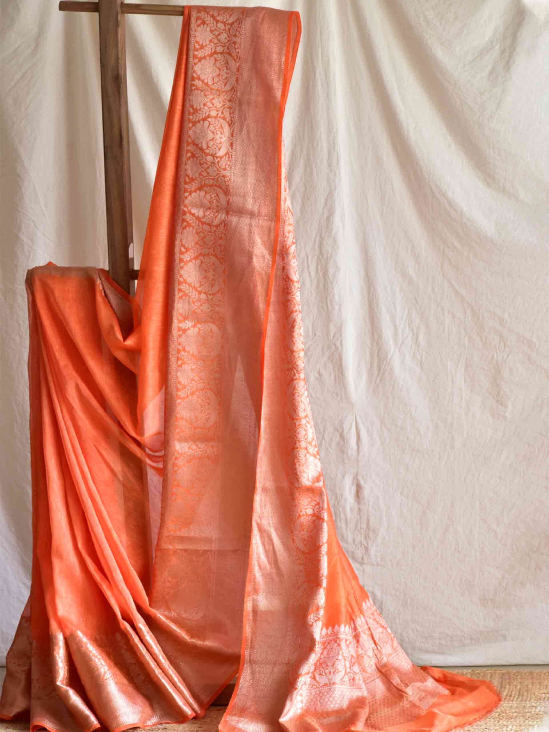 UD005 - Linen silk saree
