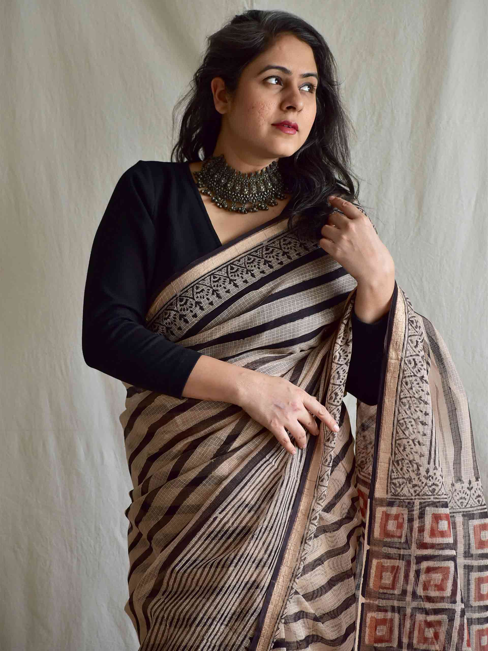 Saumya Dhara - Dabu Kota Doria Saree