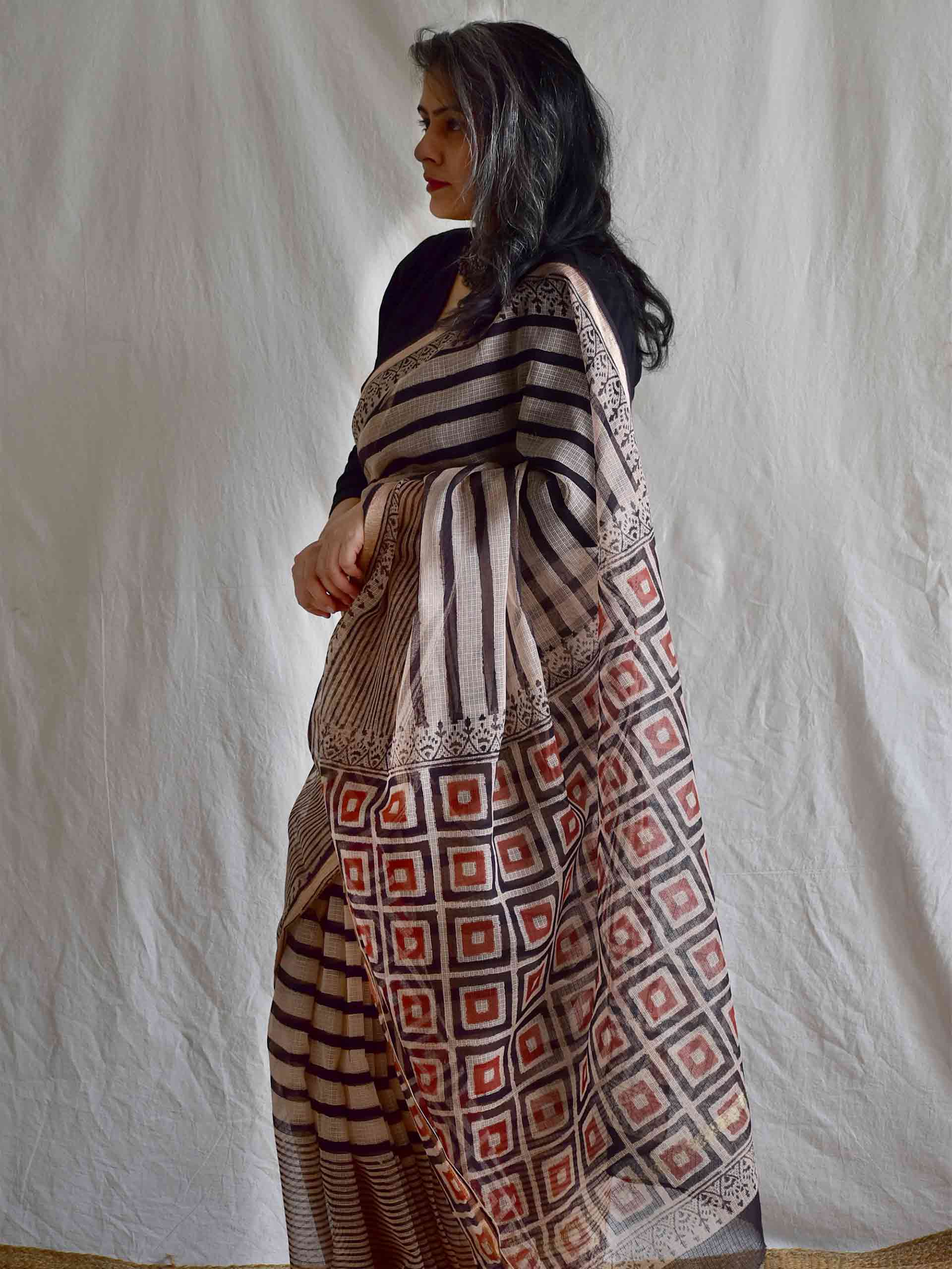 Saumya Dhara - Dabu Kota Doria Saree