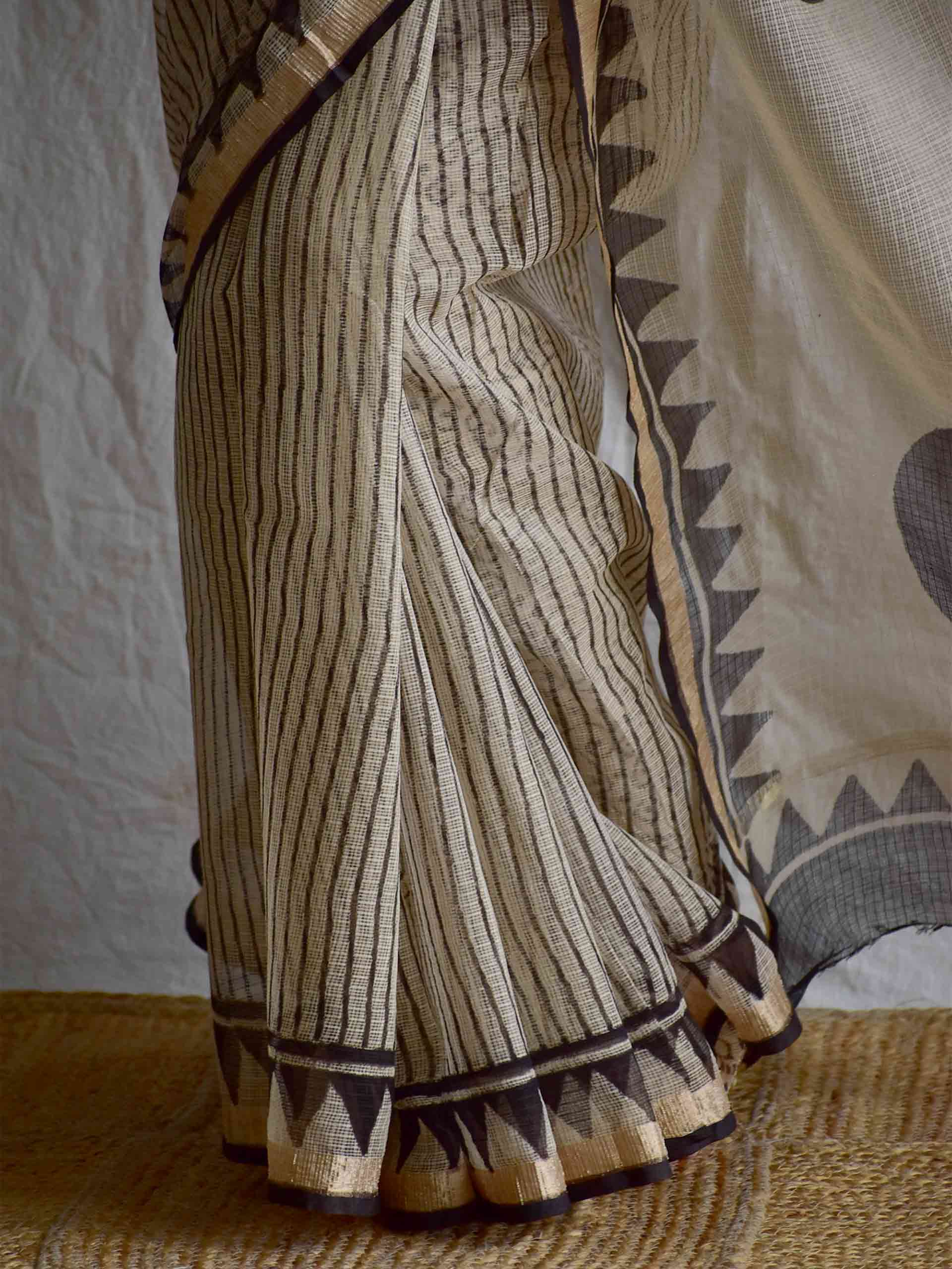 Dharti - Dabu Kota Doria Saree