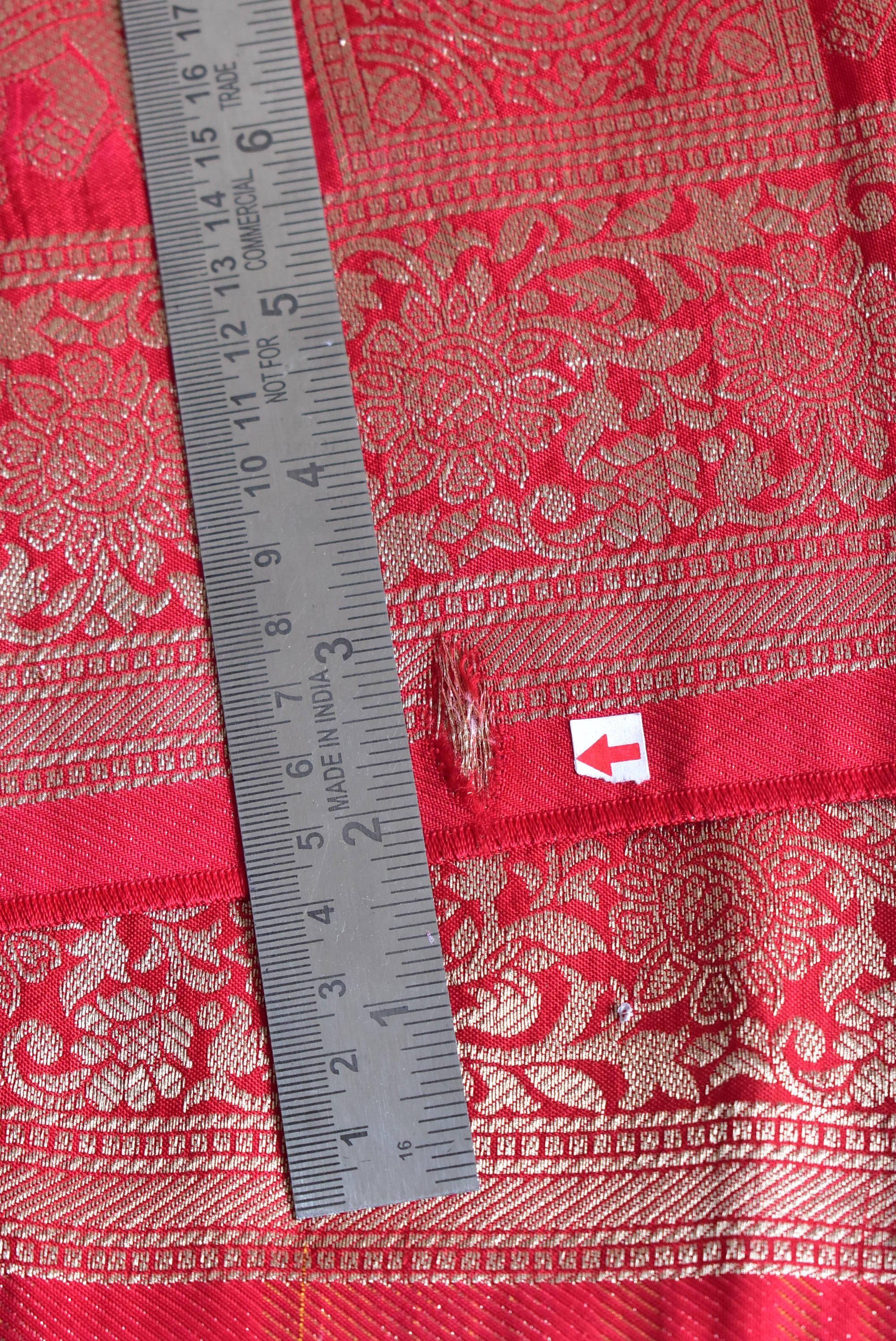 UD012 - Leheriya Dola silk zari pallu saree