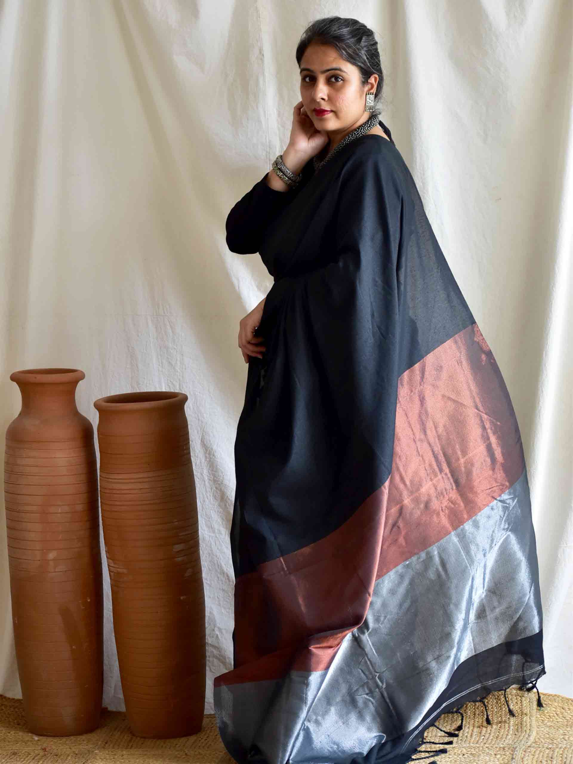 Nirvaah - Dual shaded cotton saree