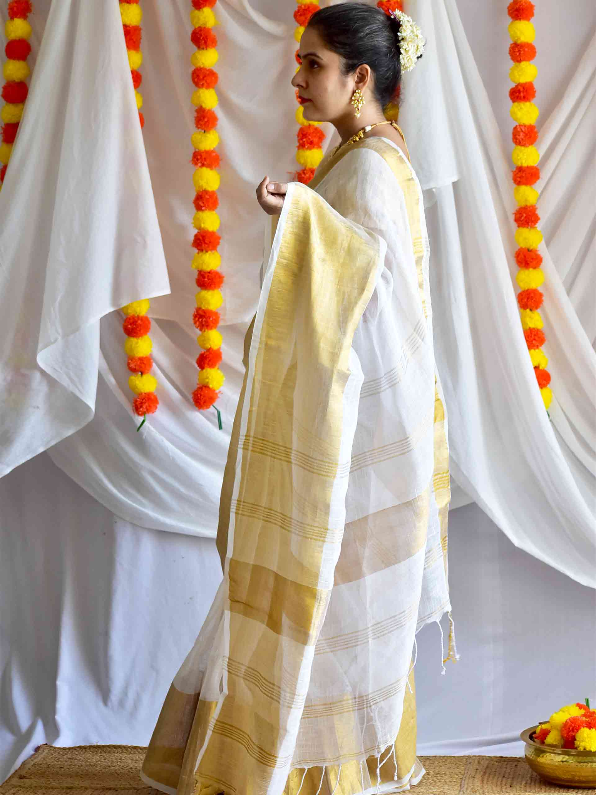 Paakhi - Linen Tissue Saree