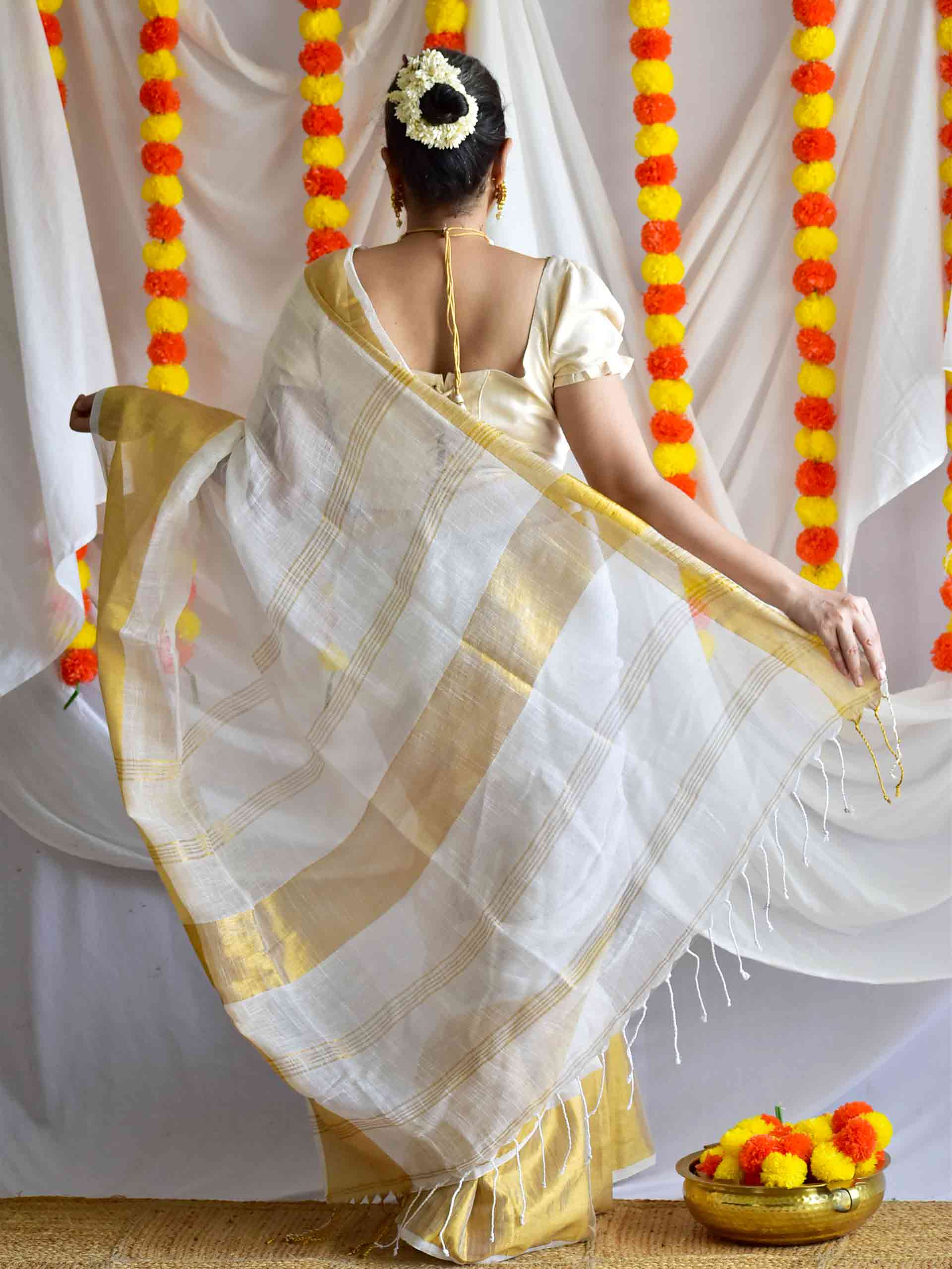 Paakhi - Linen Tissue Saree
