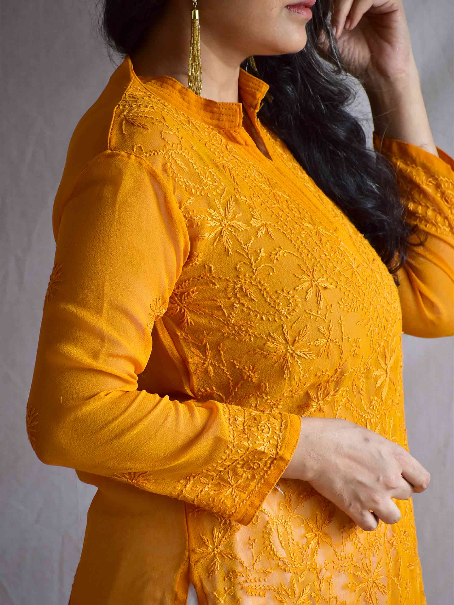 Aabaro - Chikankari Kurti