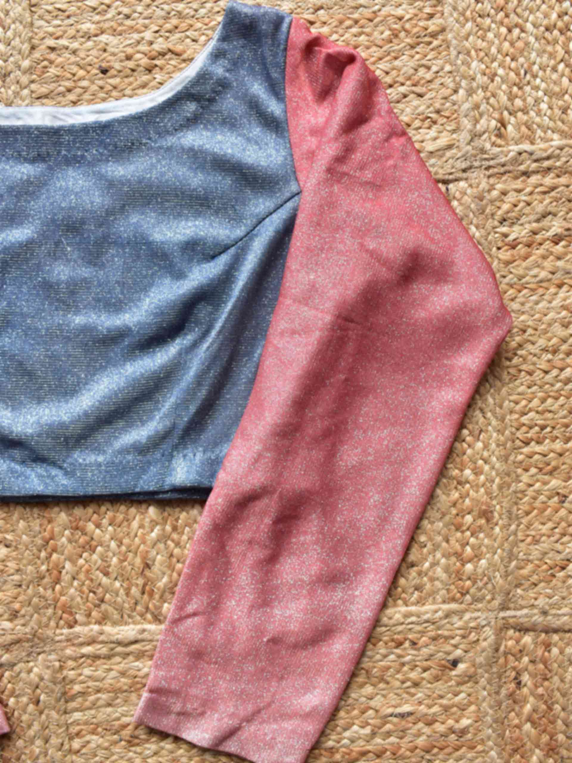 Sample 015 - Stretchable shimmer blouse