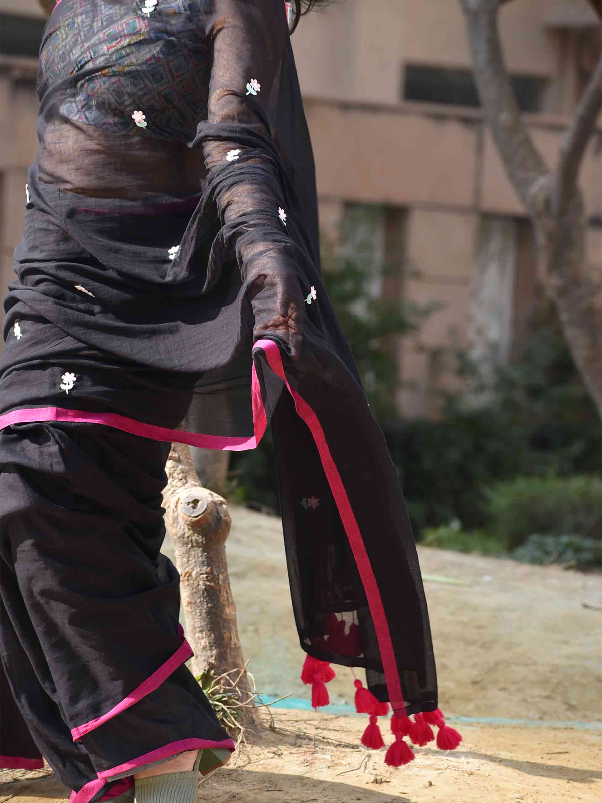 Chitra - mul cotton saree