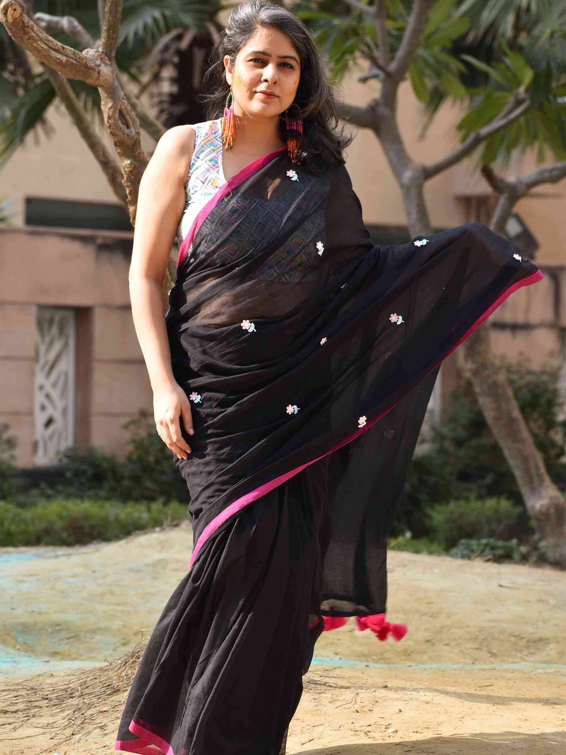 Chitra - mul cotton saree