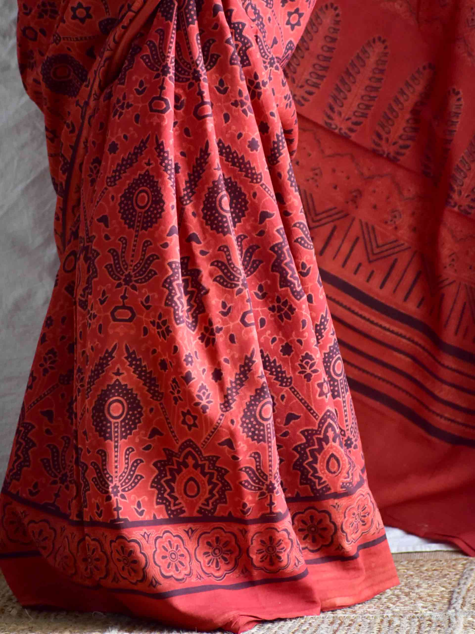 Ajara Dabu mul cotton saree