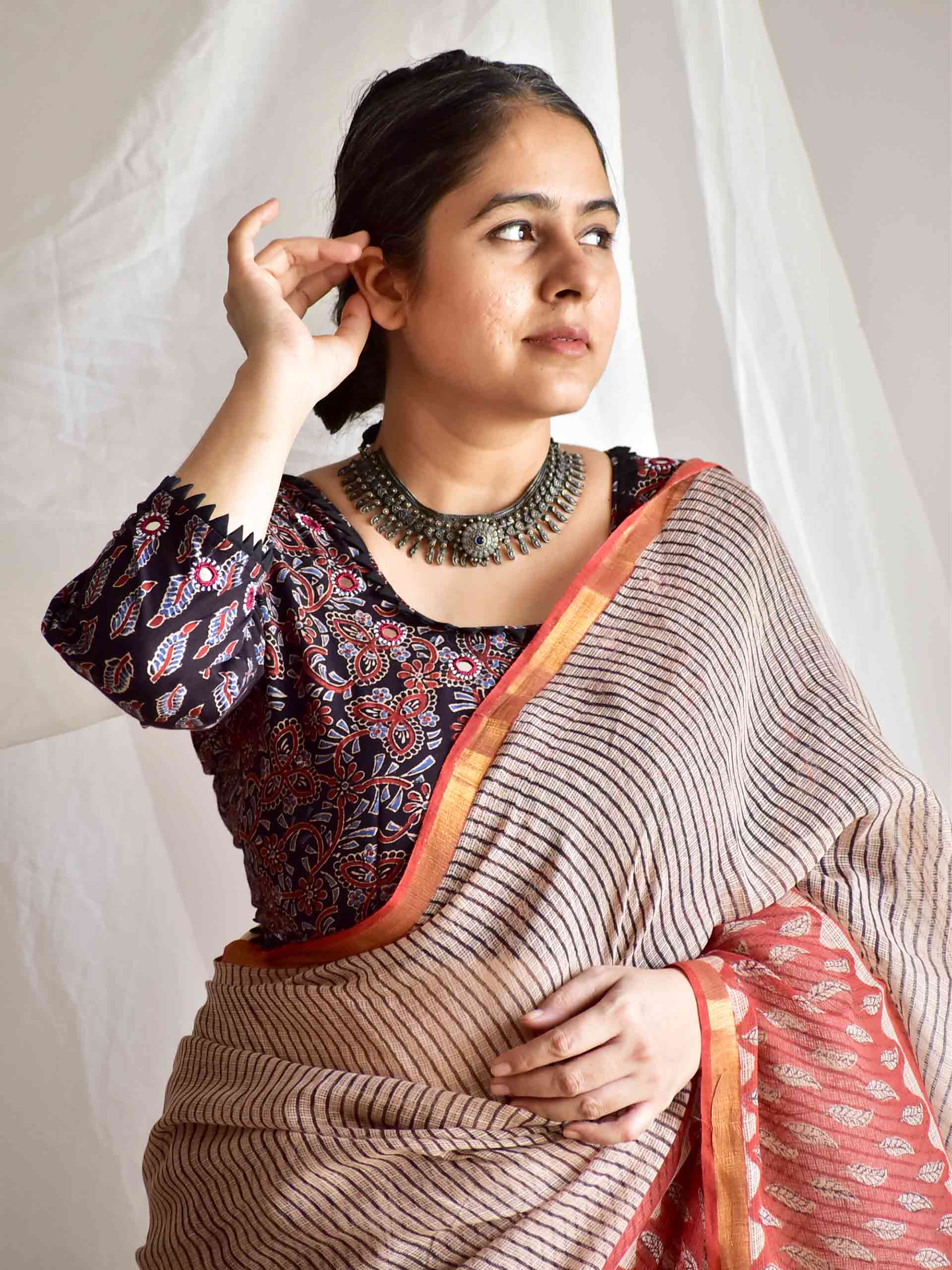 Falling Love - Dabu kota Doria saree