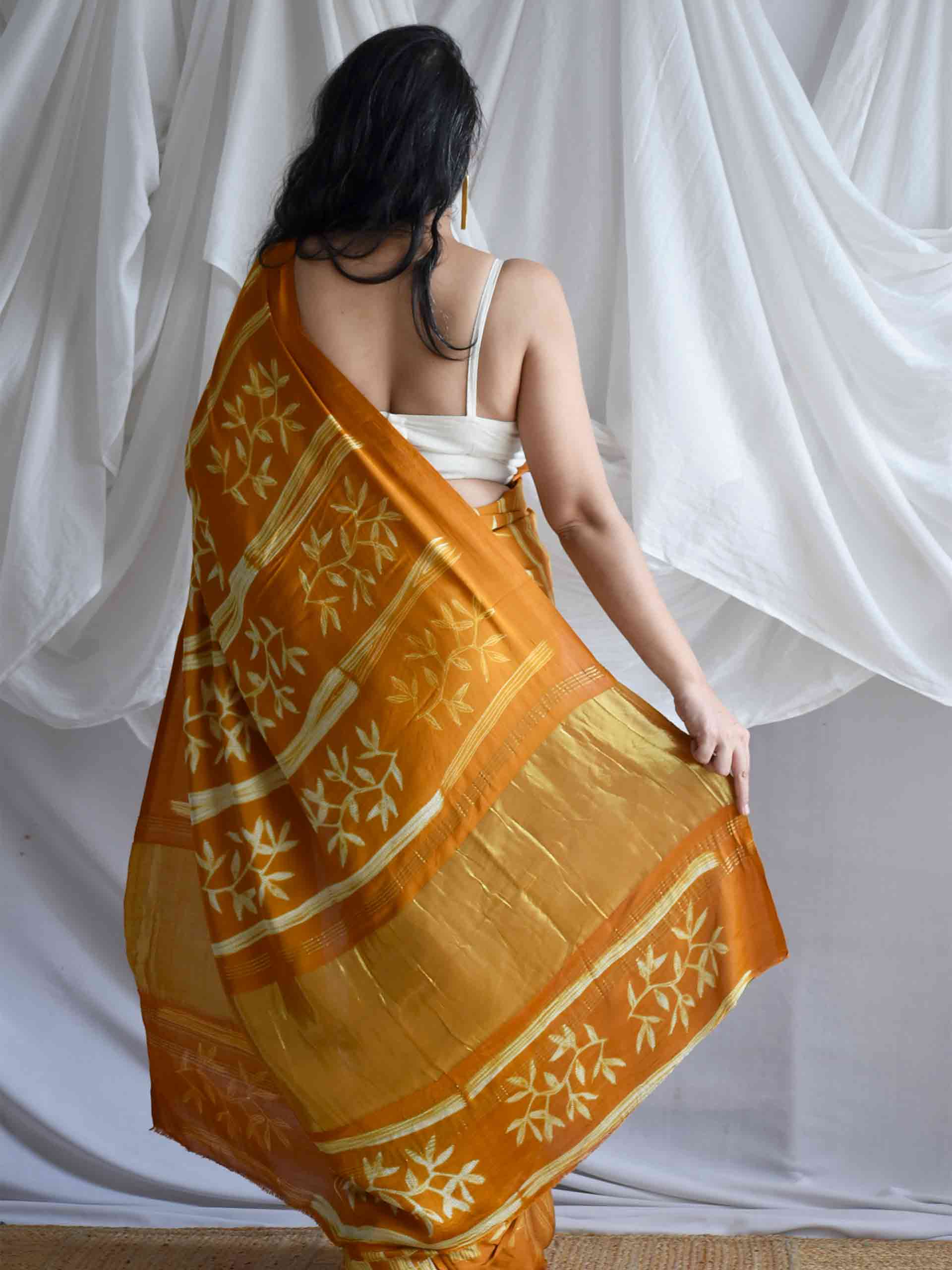 Gehre rang - Shibori Modal silk saree