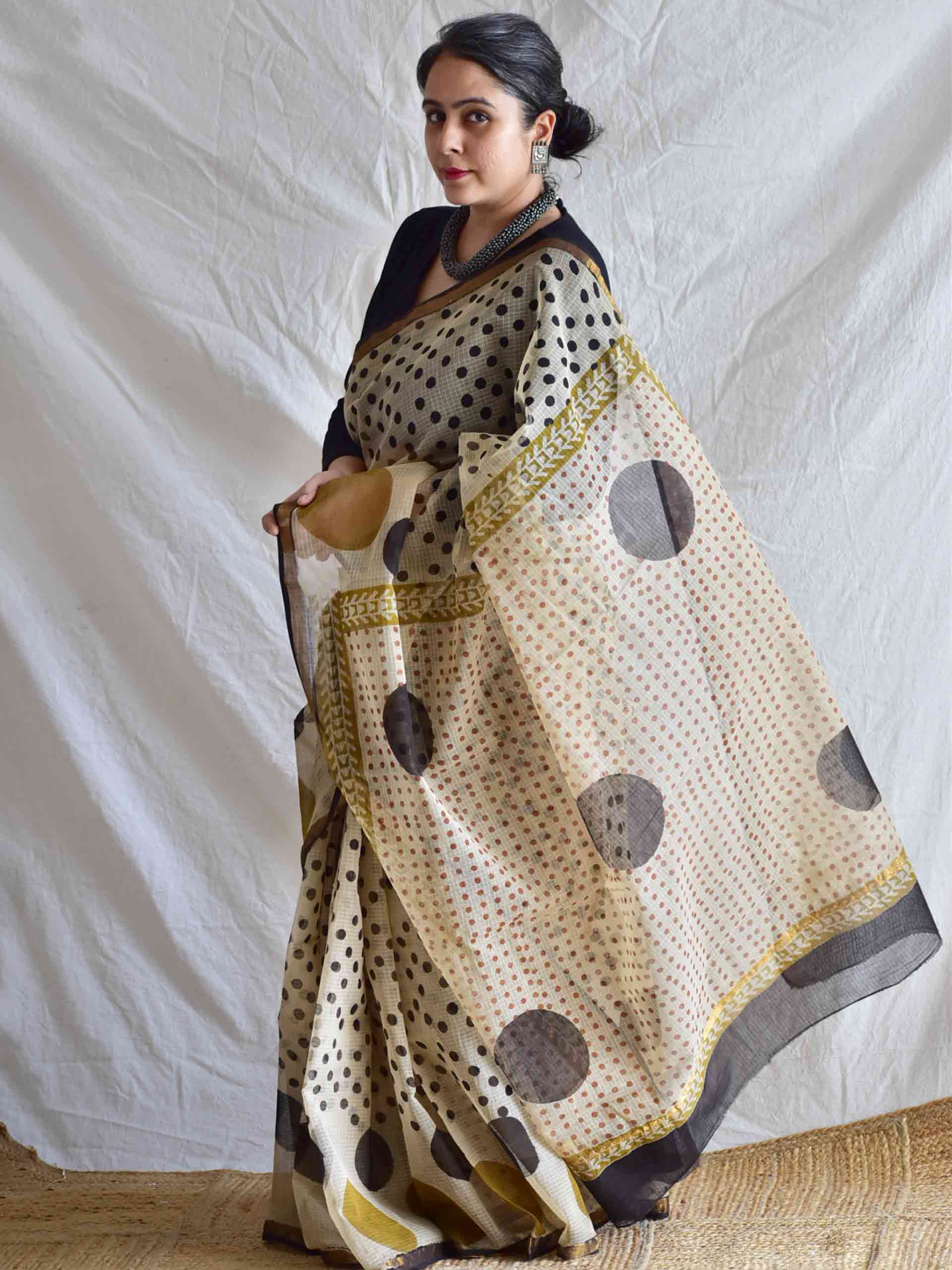 Polka love - Dabu Kota Doria Saree