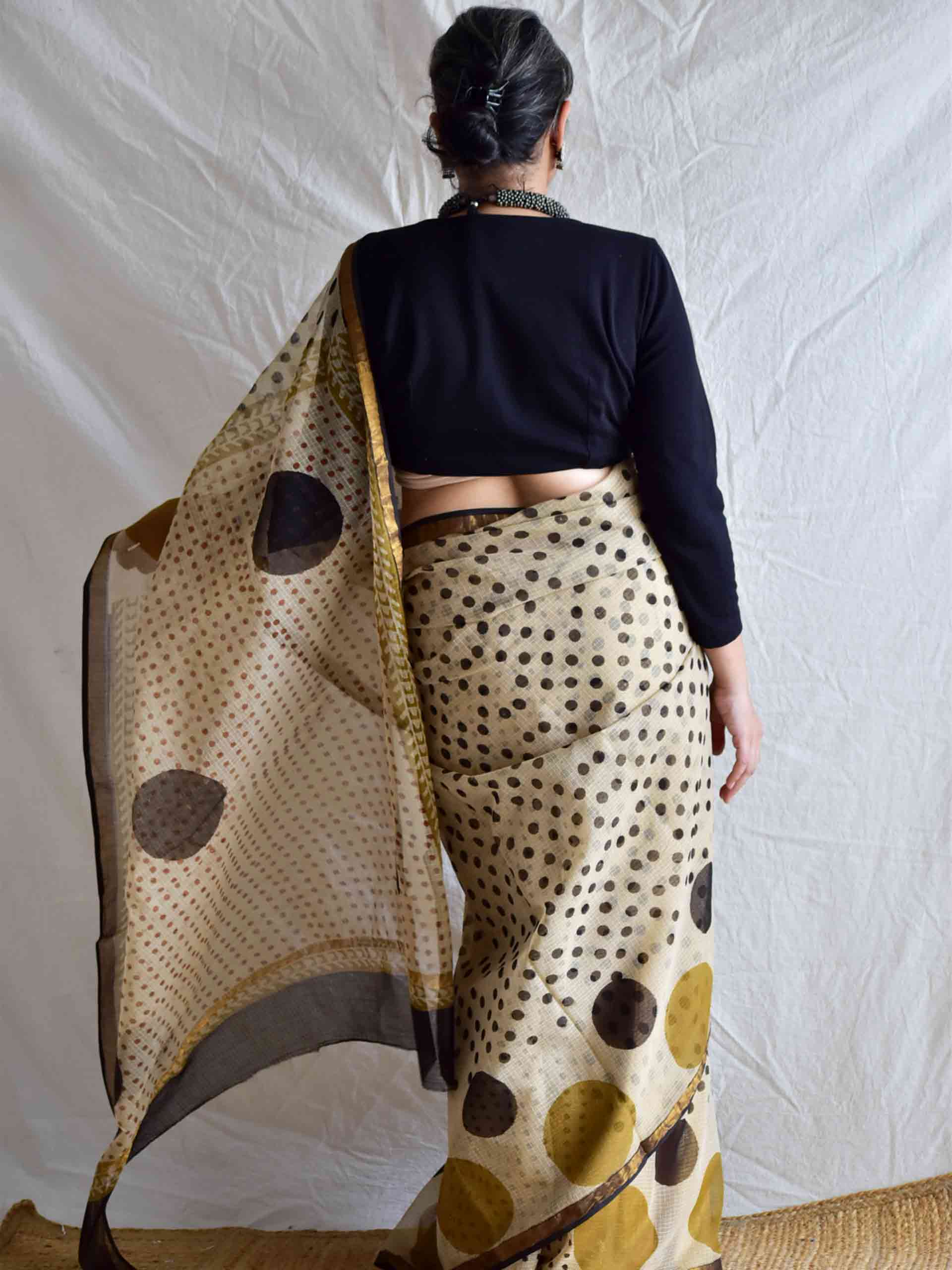 Polka love - Dabu Kota Doria Saree