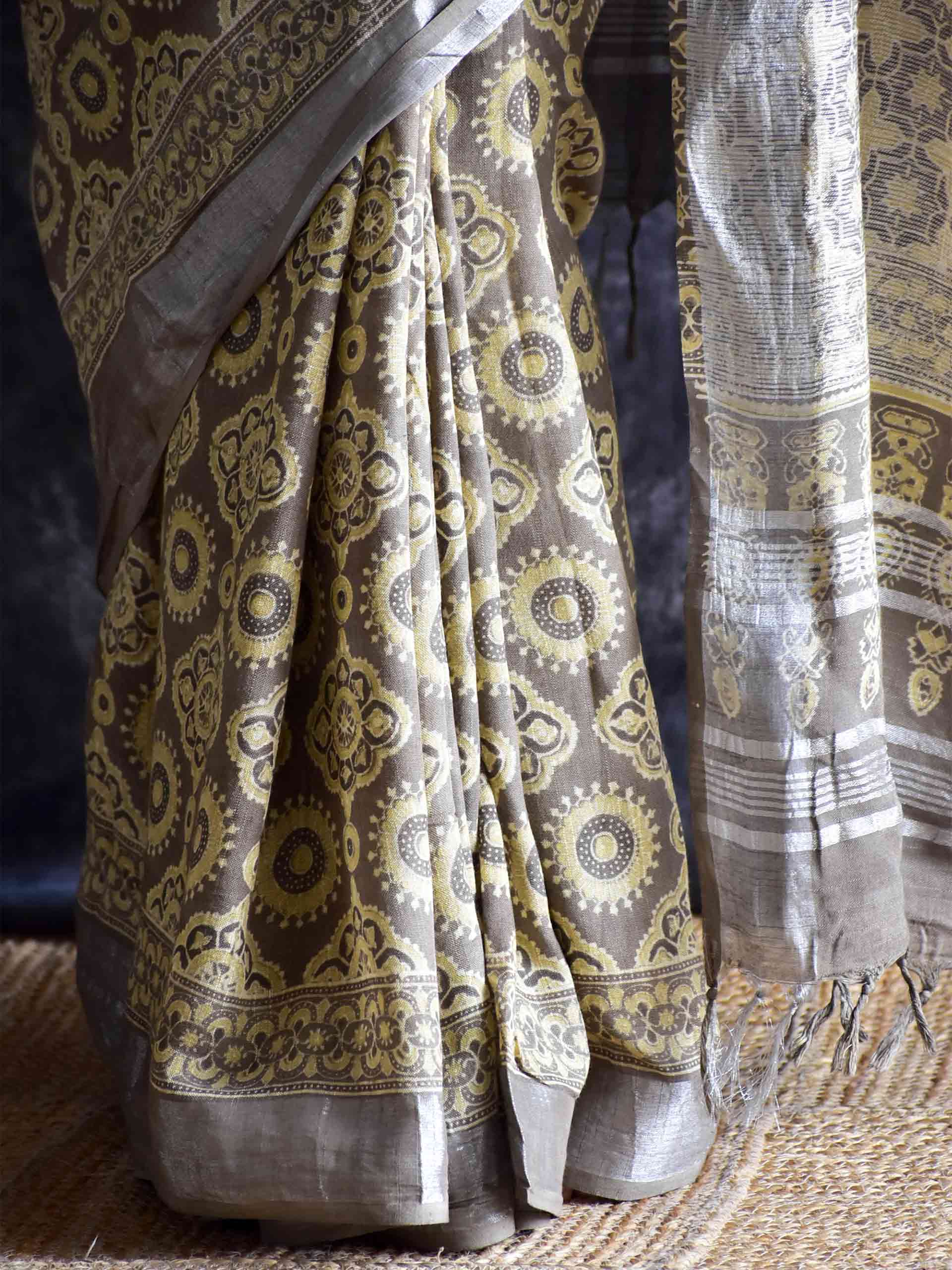 UD0067 - Ajrakh handloom Linen silk saree