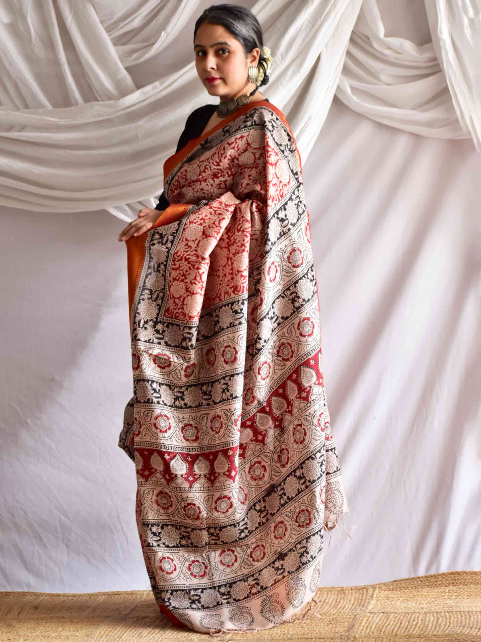 Rukhsaar - kalamkari printed Bangalore Silk nizam border saree