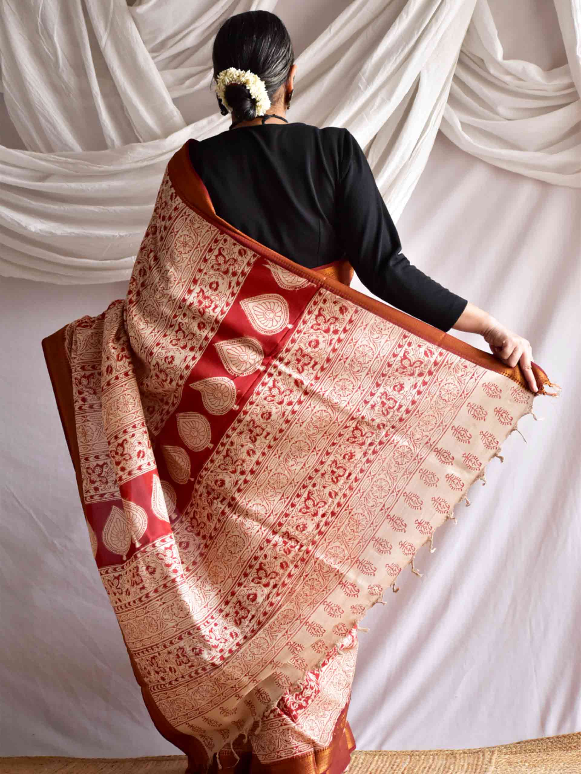 Gerua - kalamkari printed Bangalore Silk nizam border saree