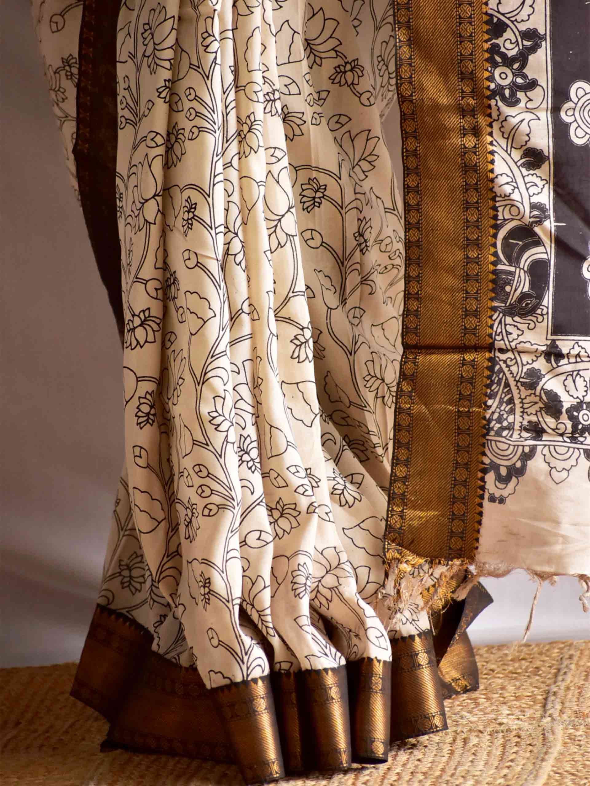 Rooprekha - kalamkari printed Bangalore Silk nizam border saree