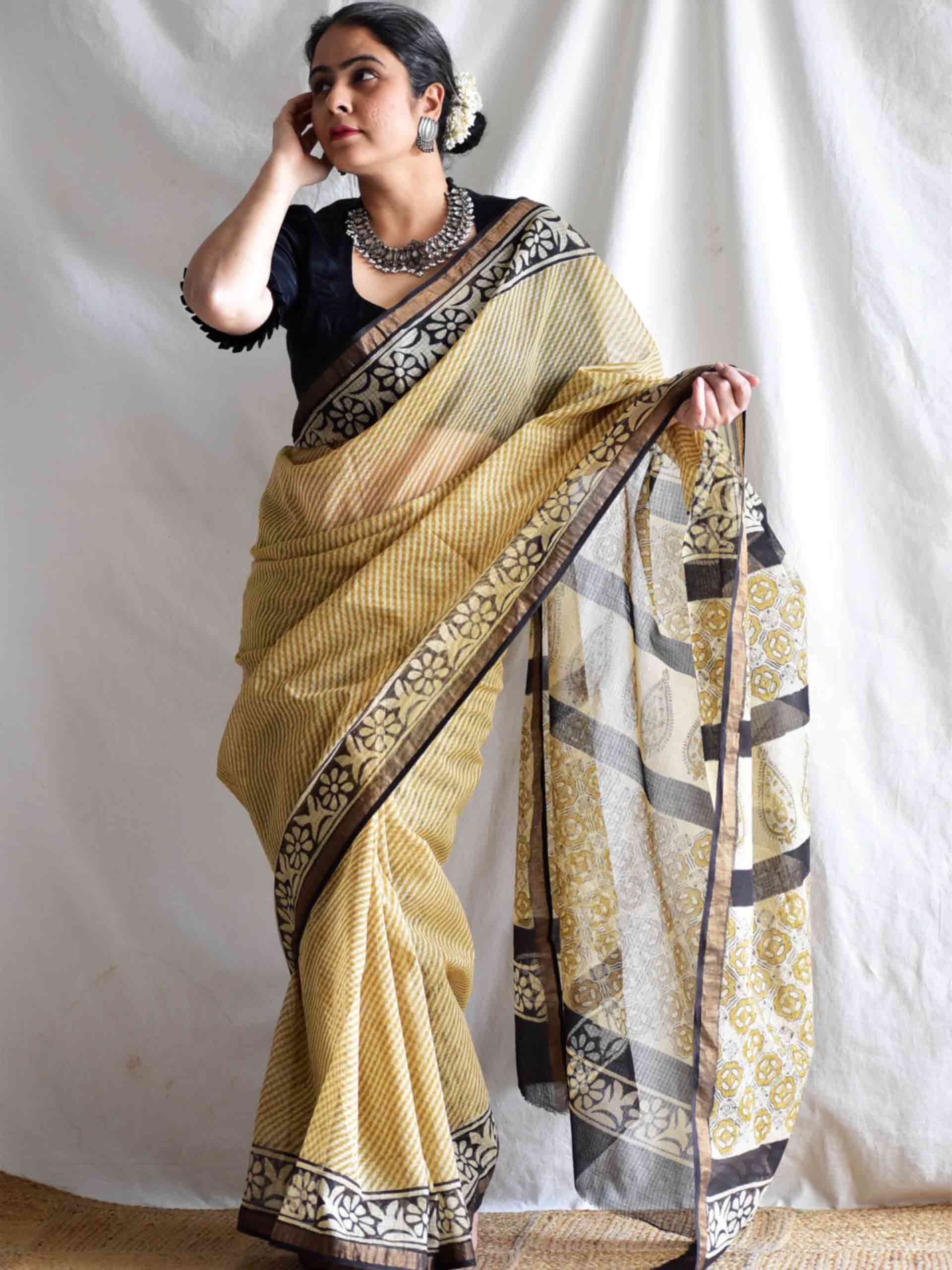 Gold Rush - Dabu Kota Doria Saree