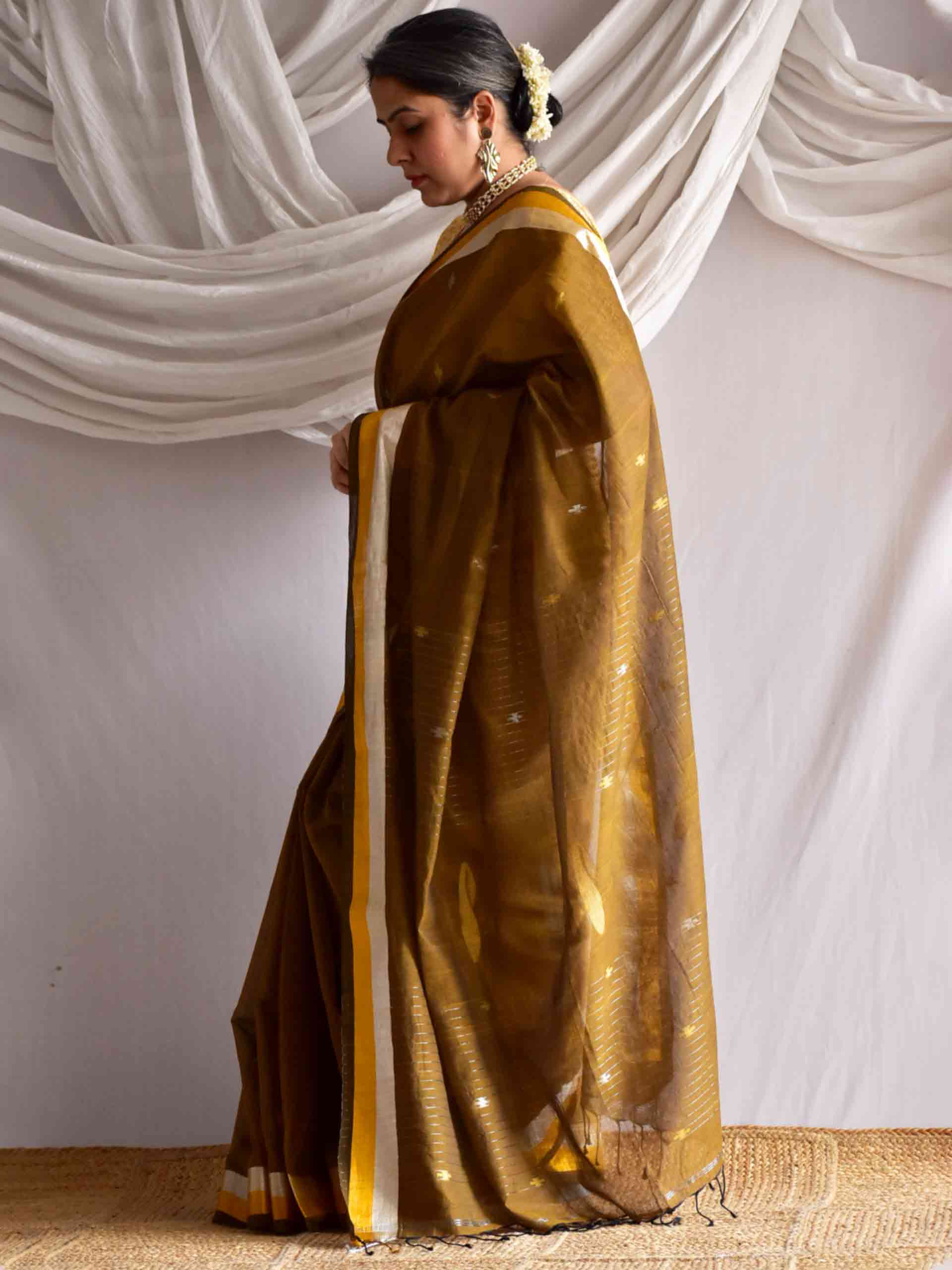 Kavya - Jacquard Mul Saree